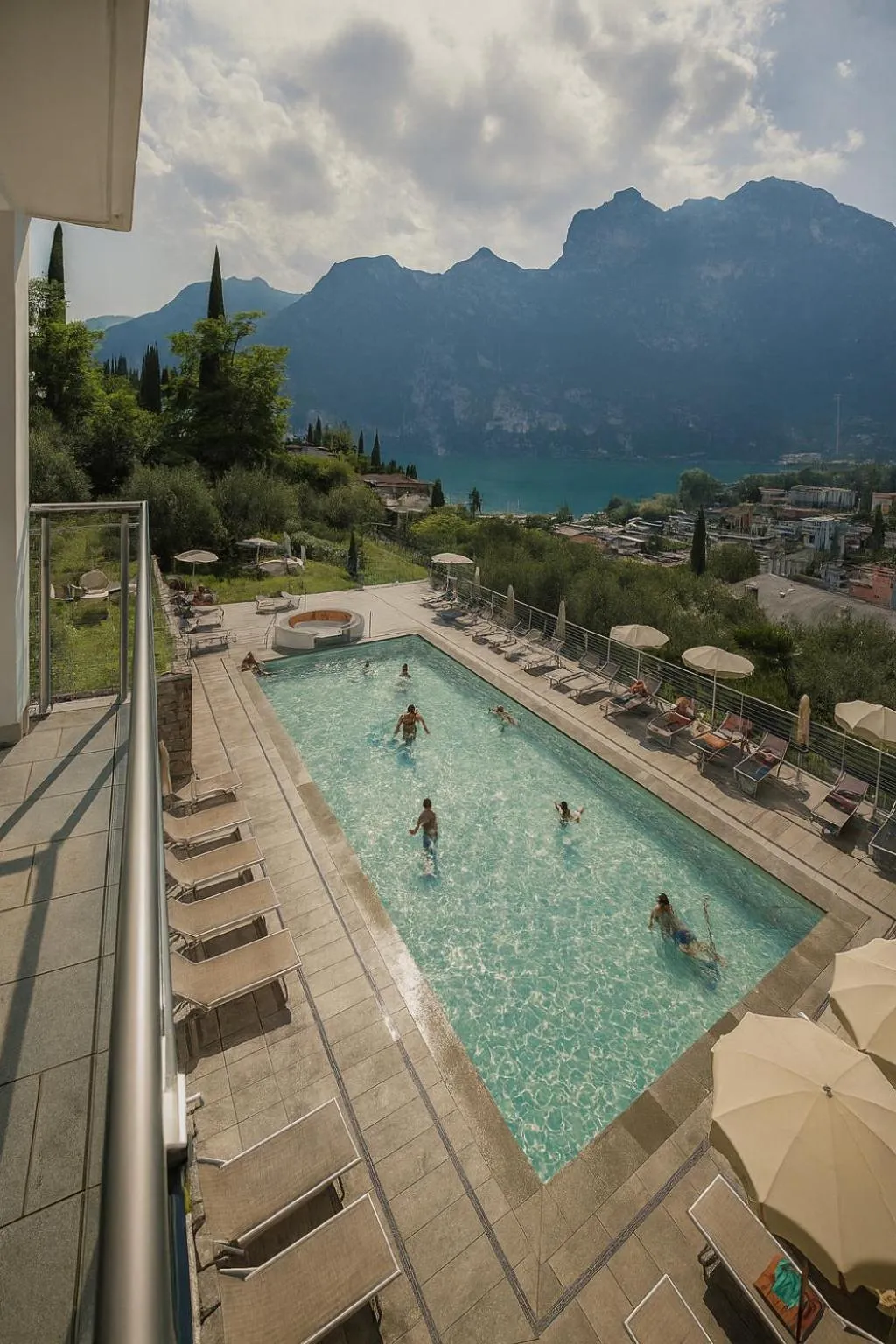 Hot Tub in Hotel Benacus Panoramic