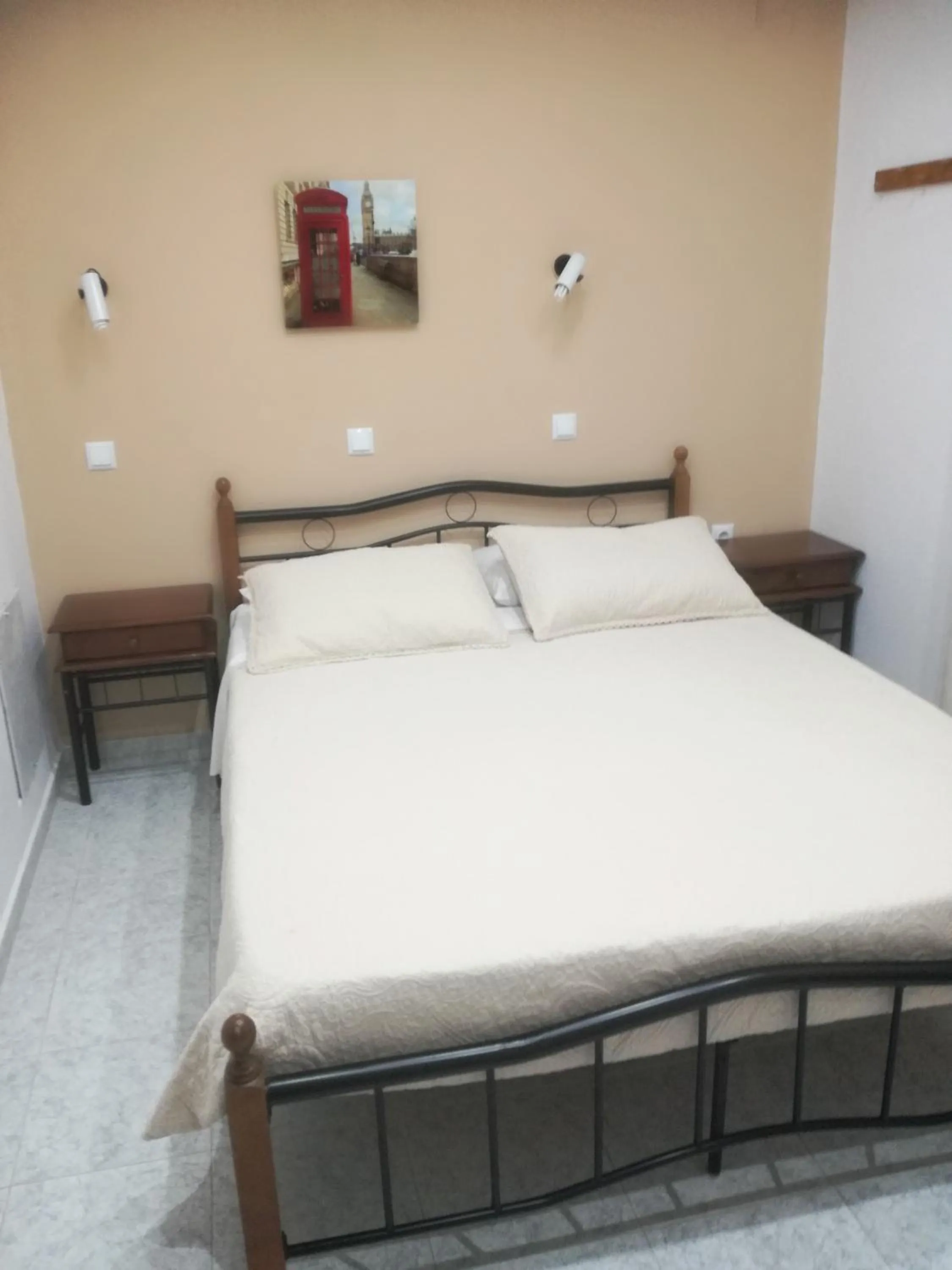 Bedroom in Hotel Dimitra Sun