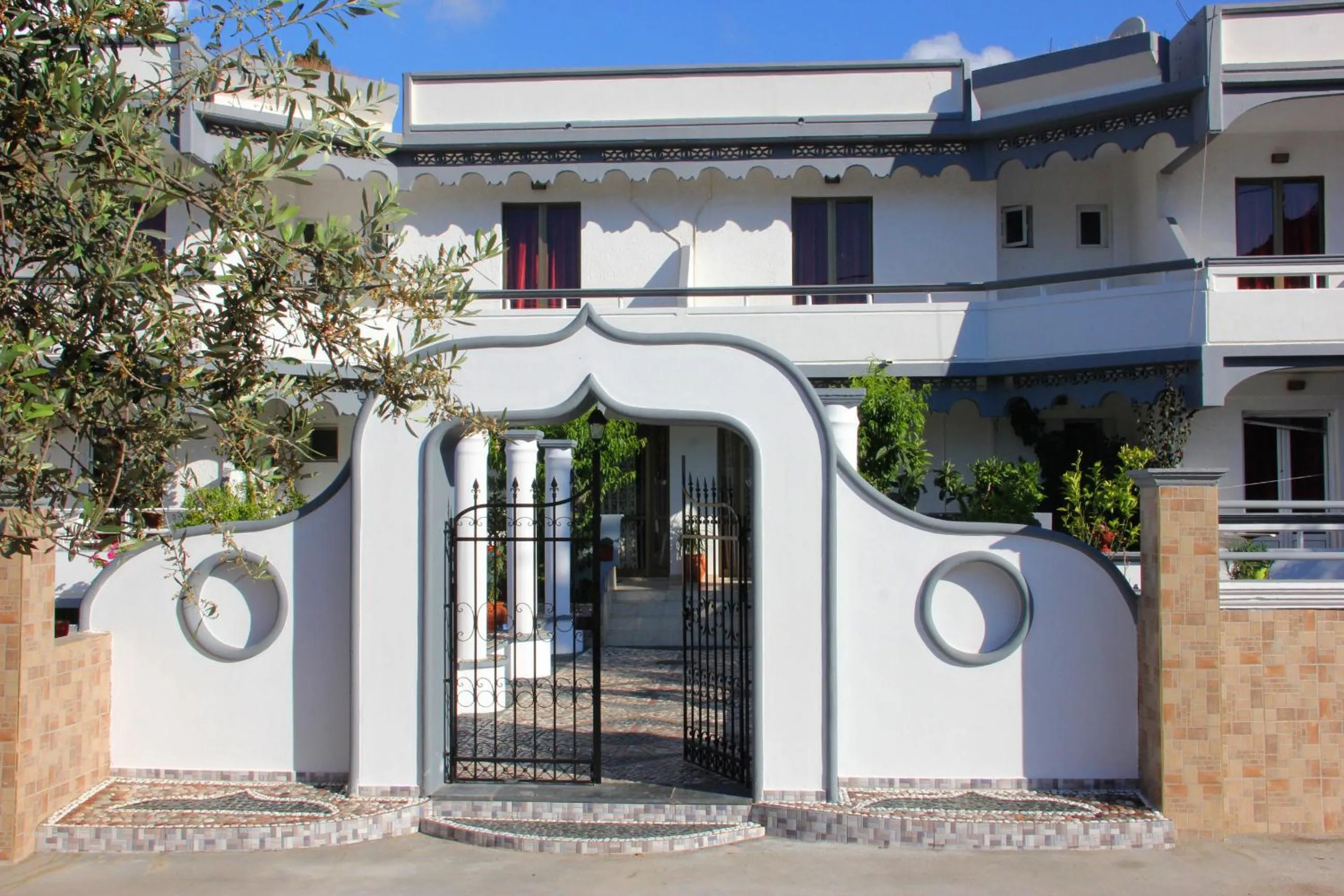Facade/entrance in Hotel Dimitra Sun