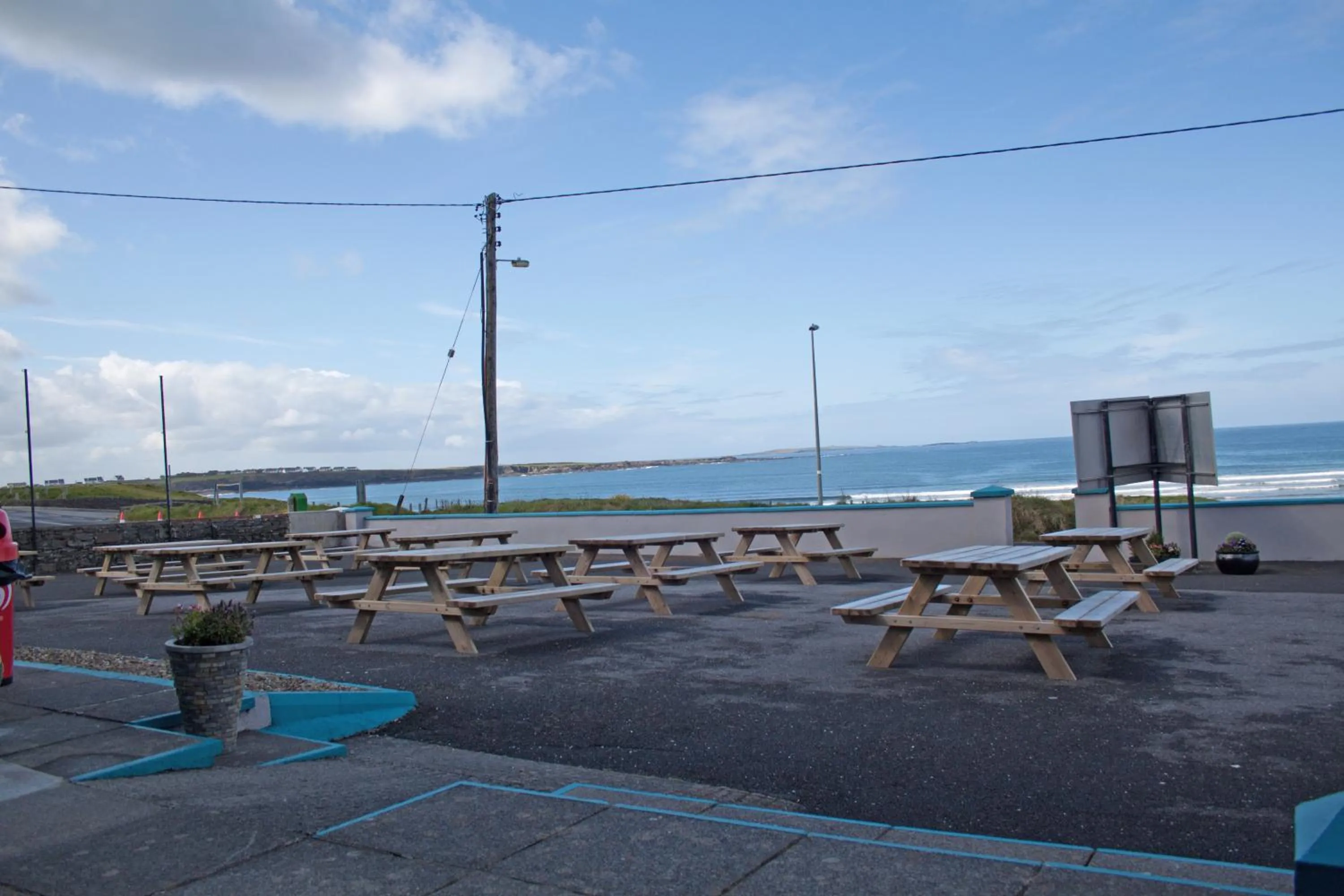 Restaurant/places to eat in Coast Lodge