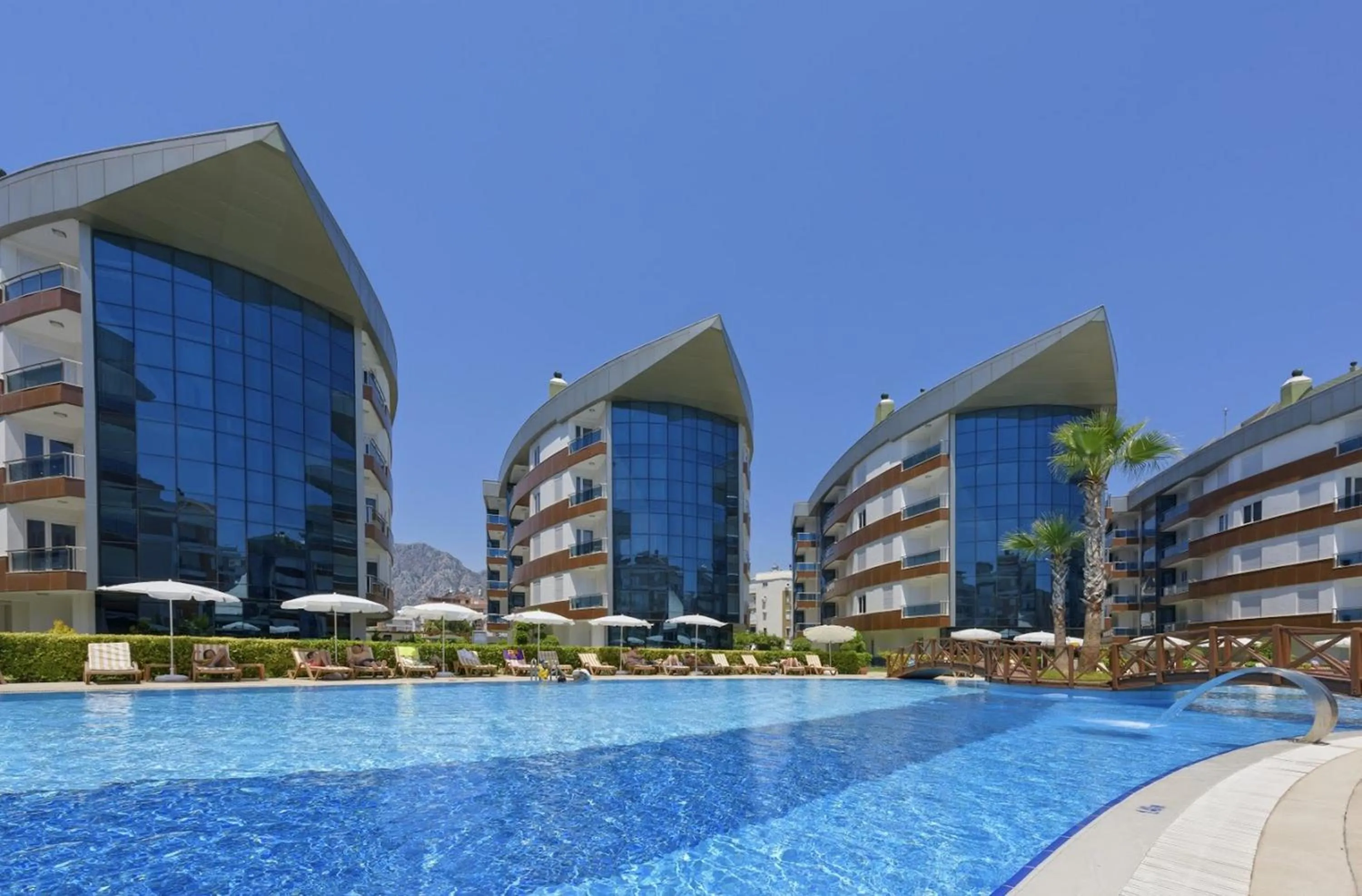 Swimming pool in Onkel Rada Apart Hotel