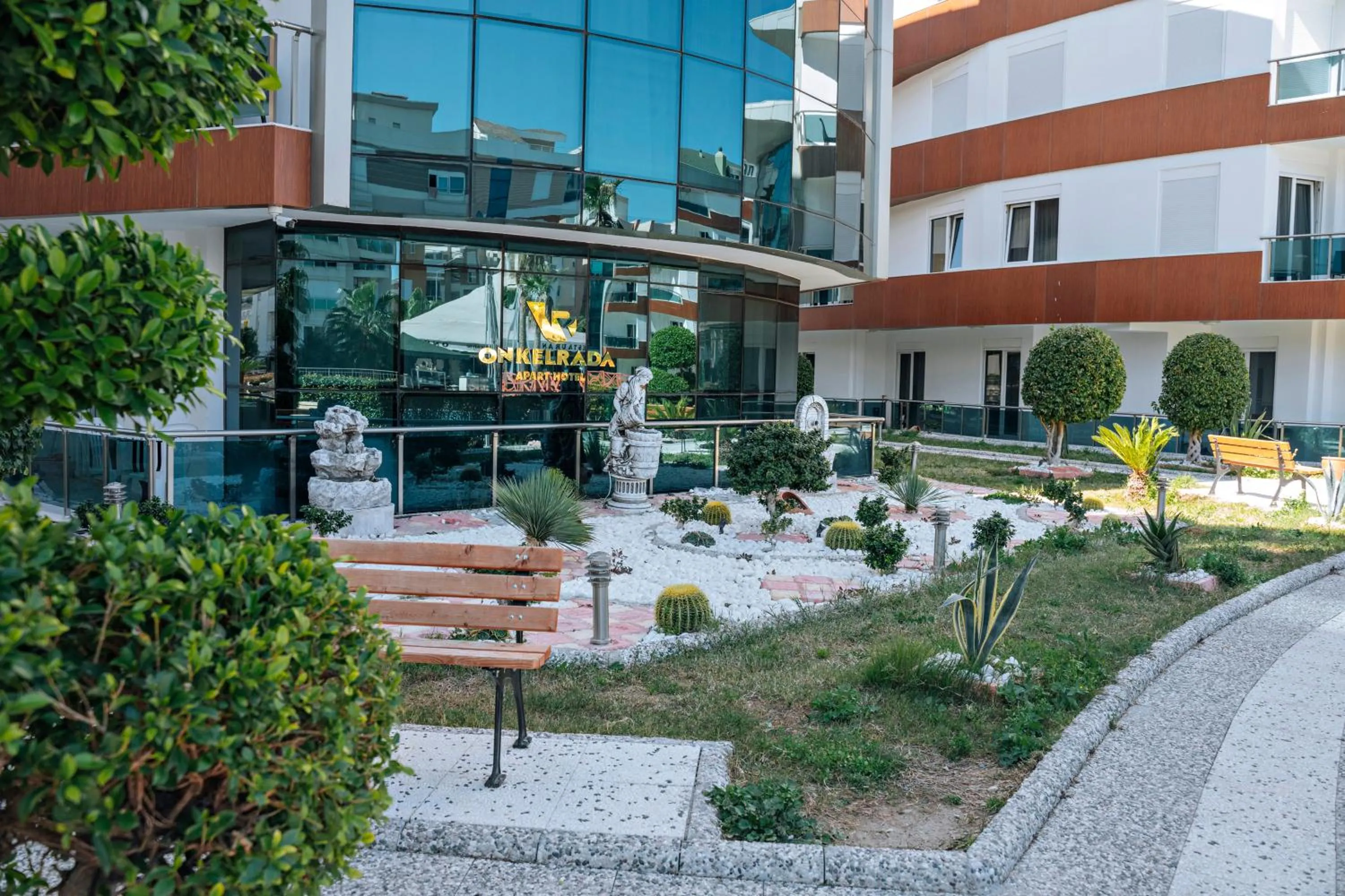 Garden in Onkel Rada Apart Hotel