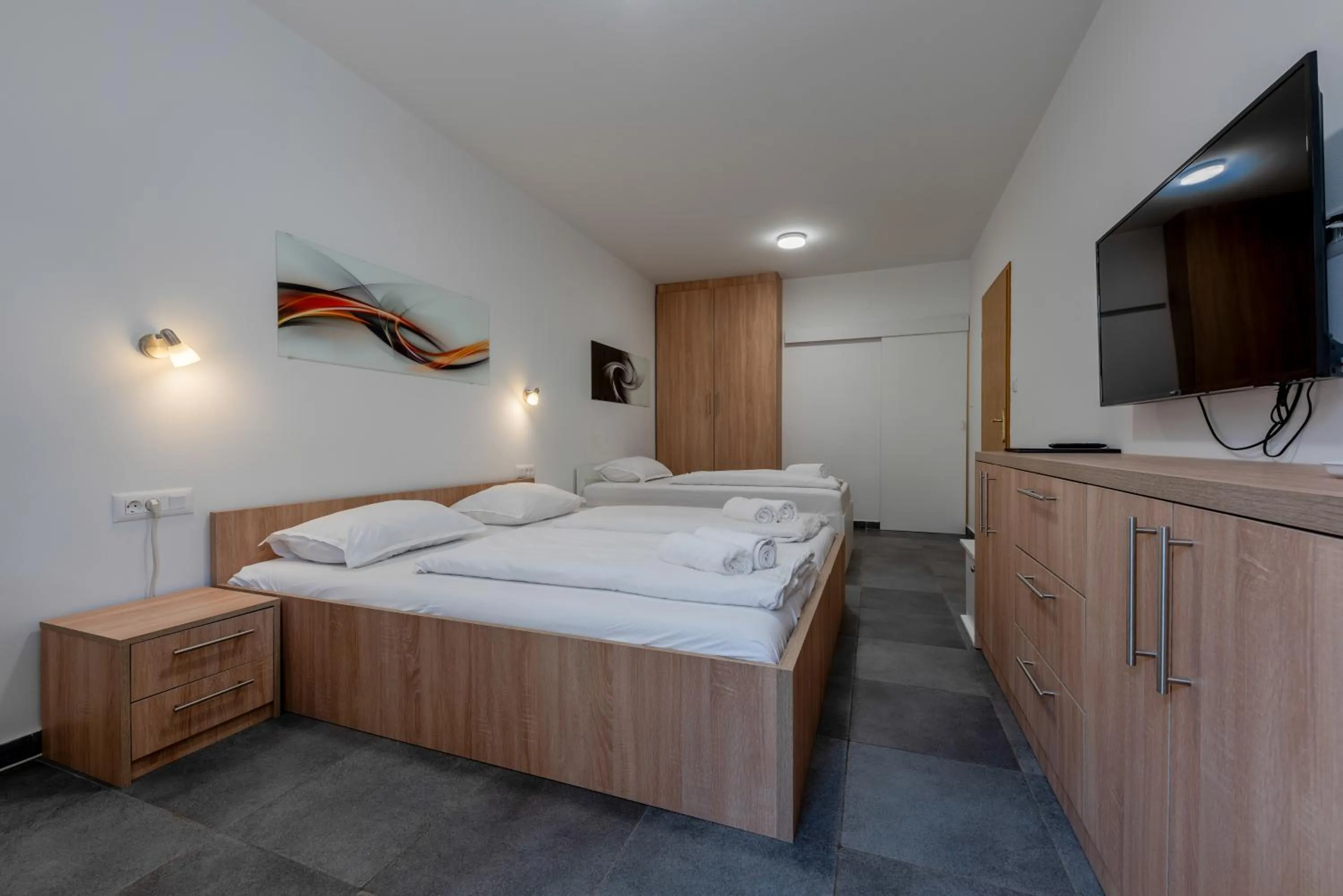 TV and multimedia, Bed in Aparthotel Plat