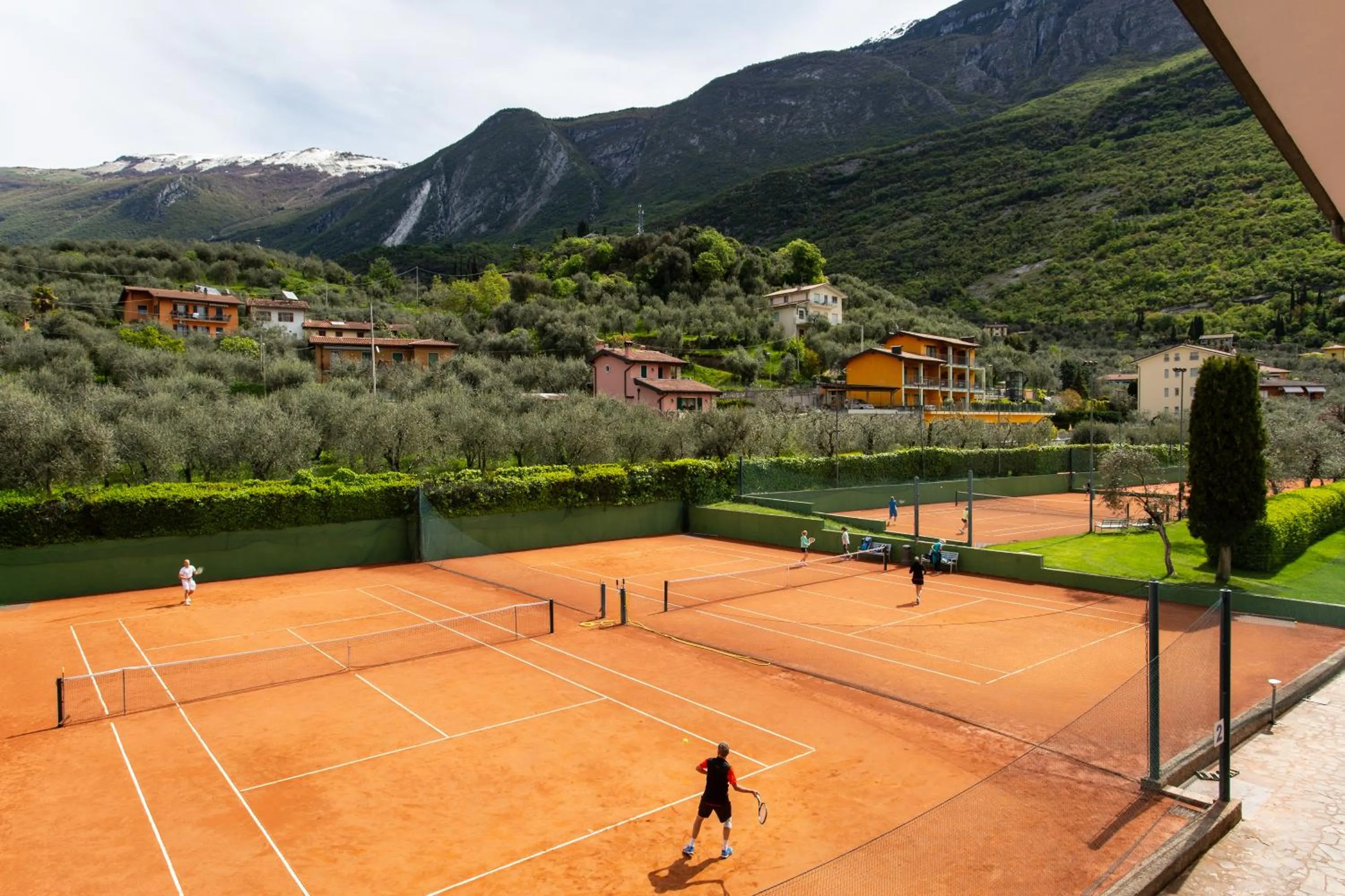 Tennis court in Club Hotel Olivi - Tennis Center