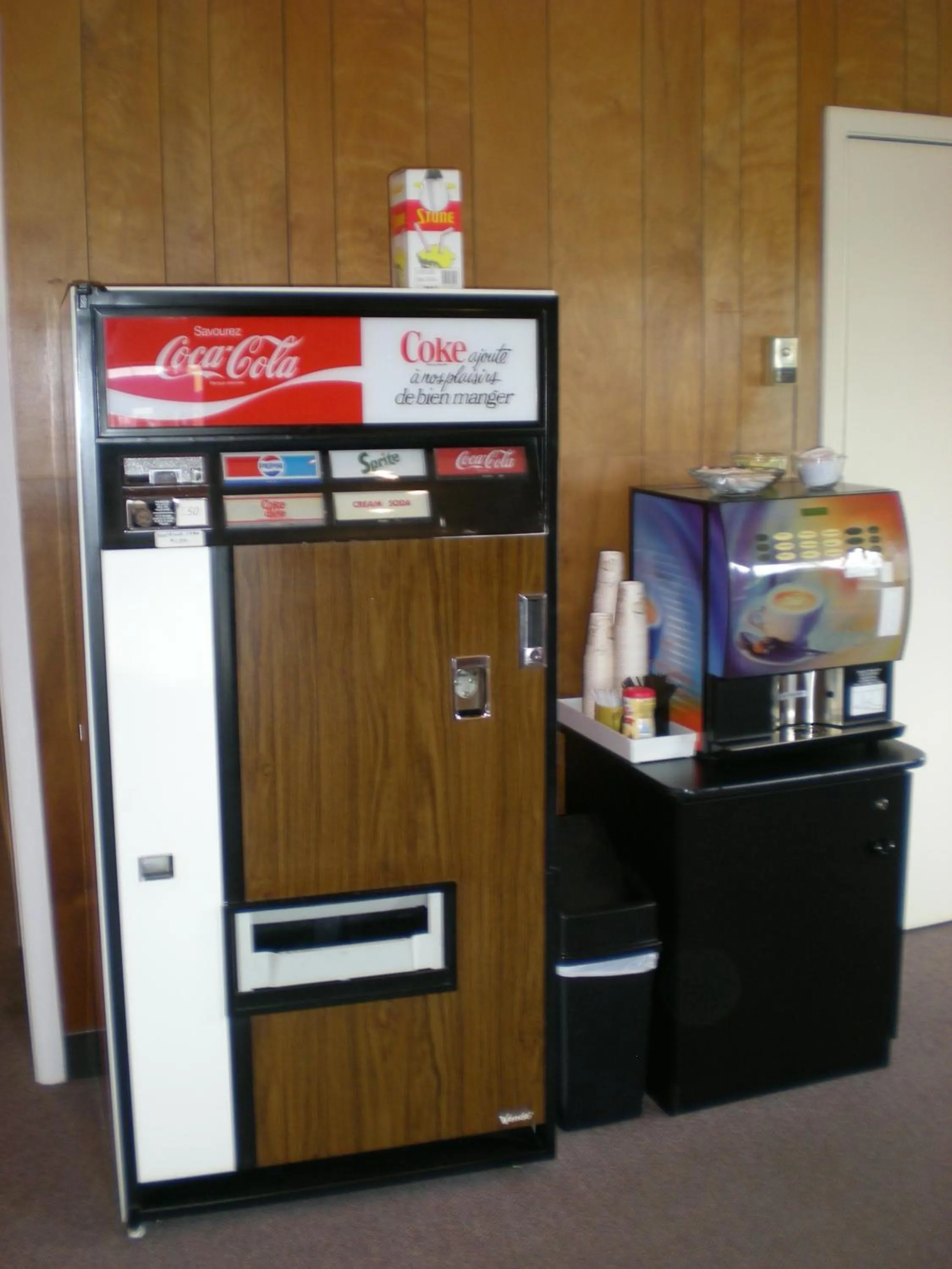 Lobby or reception in Motel Vaudreuil