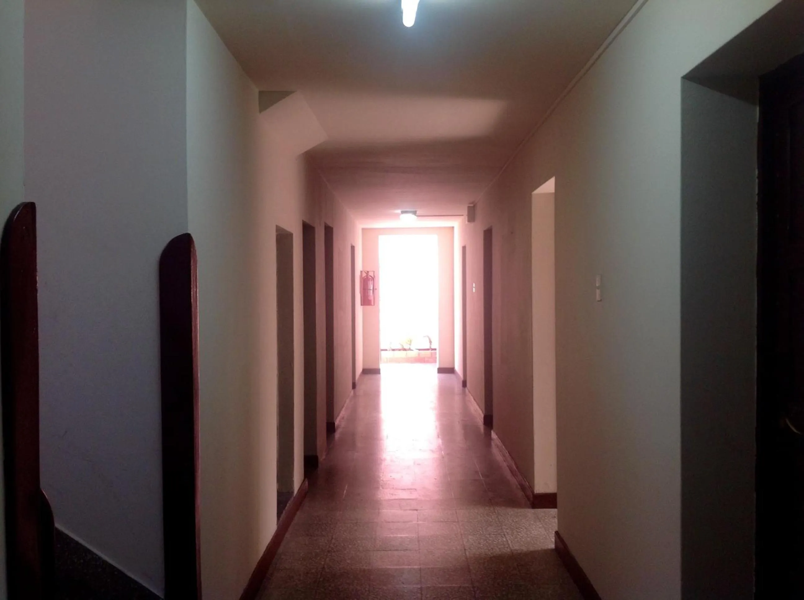 Night in Hotel Estación Central