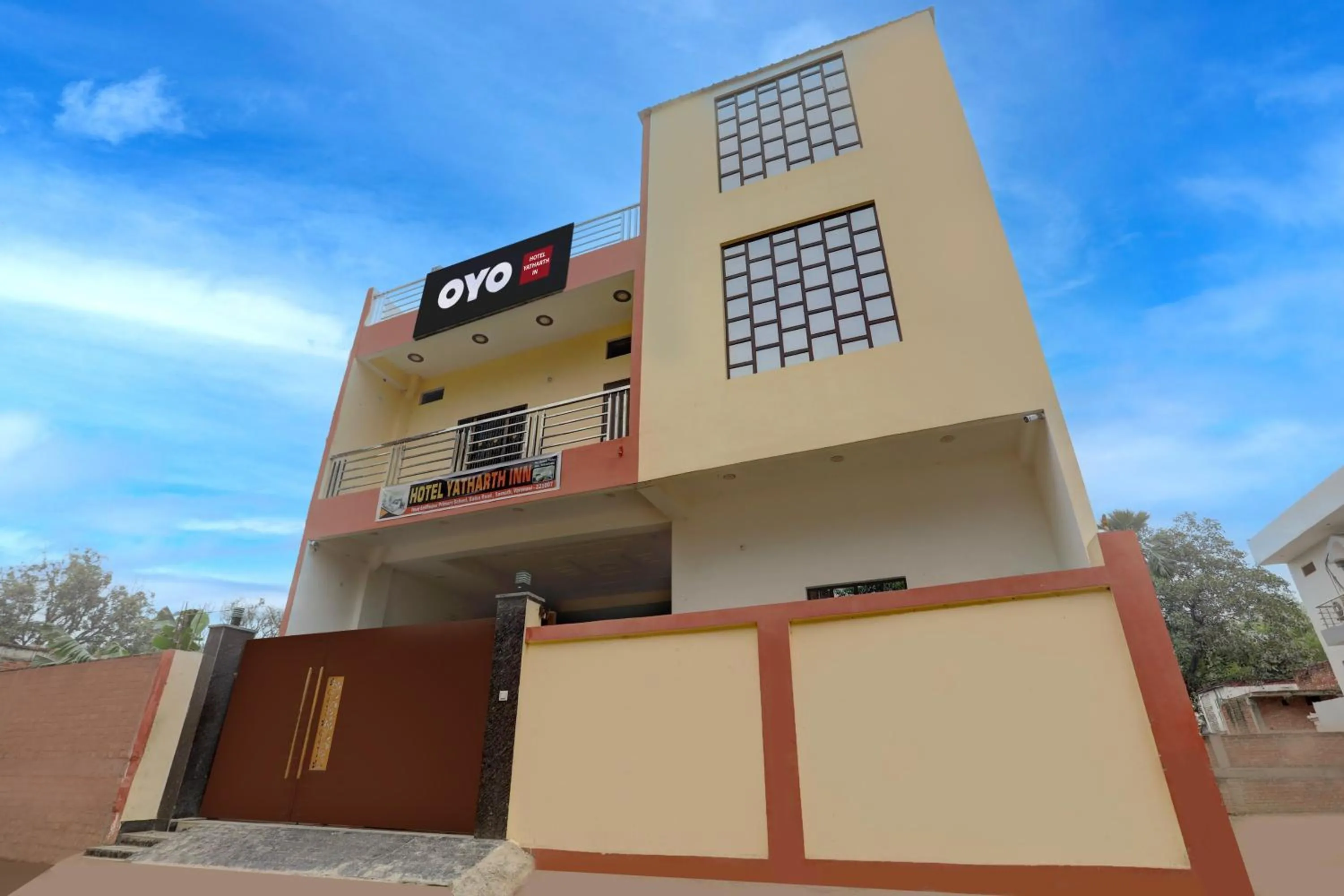 Facade/entrance in Hotel O by OYO Yatharth Inn Paying Guest House