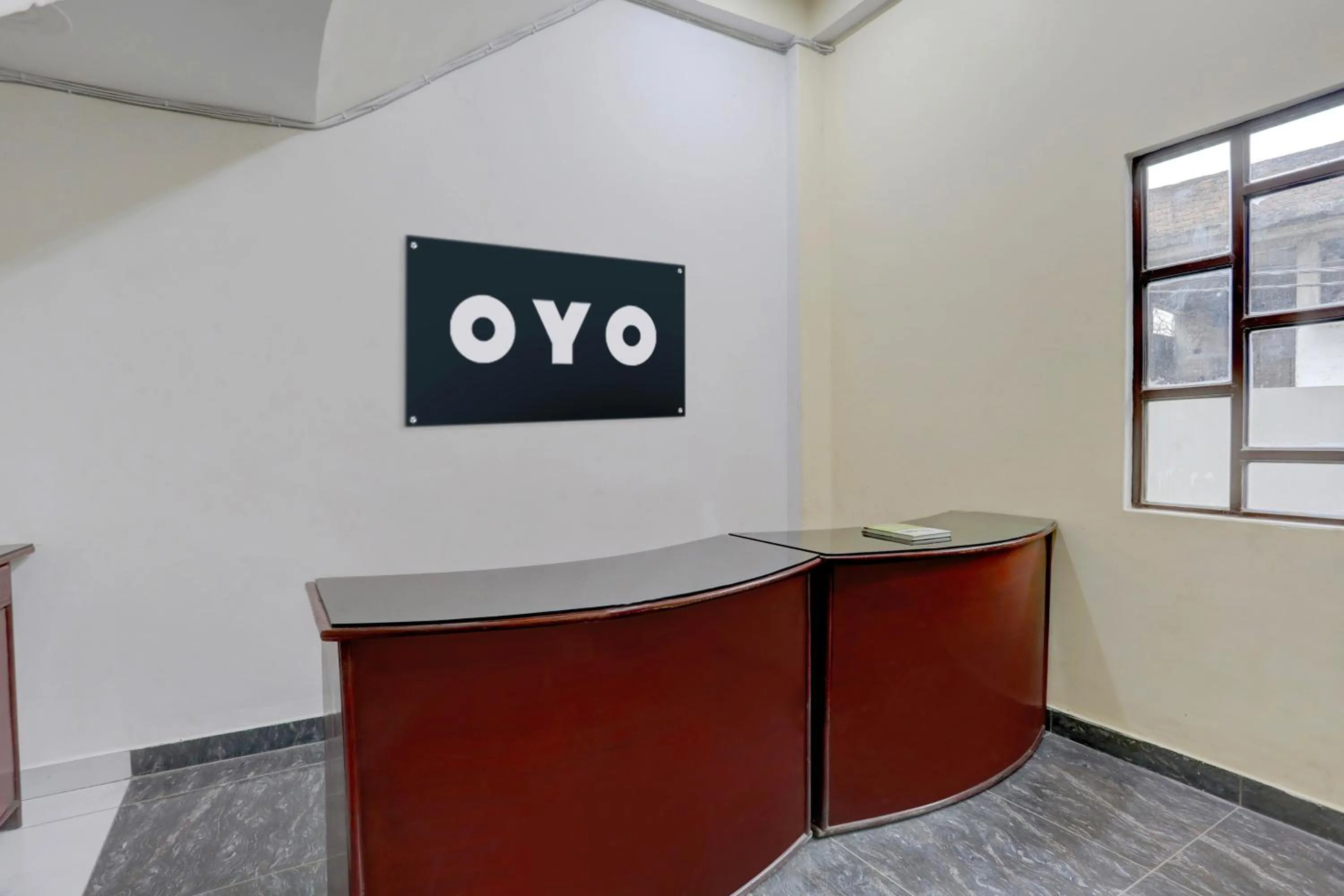 Lobby or reception in Hotel O by OYO Yatharth Inn Paying Guest House