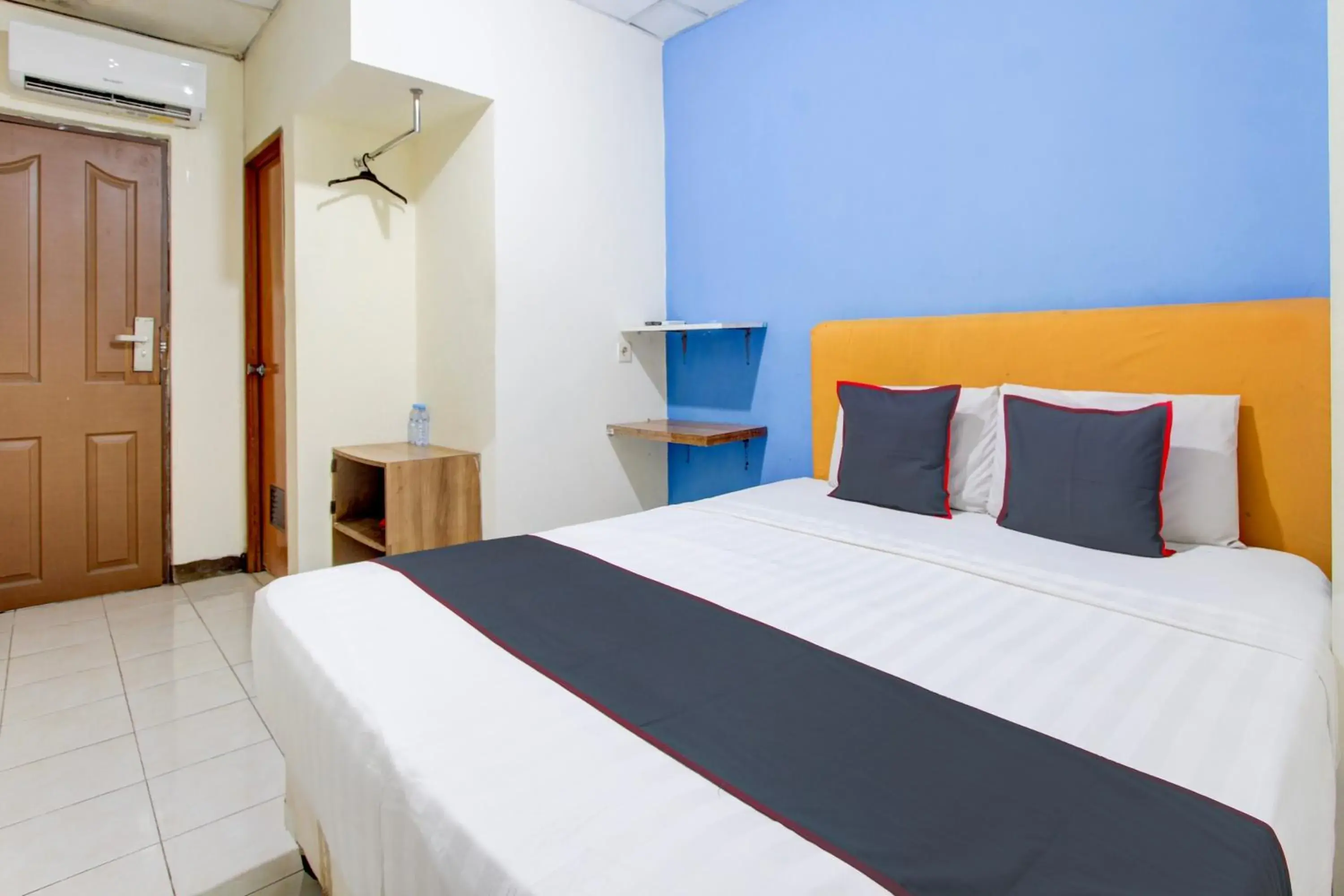 Hotel O Semarang near Kota Lama Semarang formerly Kamarkoe Residence Hotel O Semarang near Kota Lama Semarang formerly Kamarkoe Residence