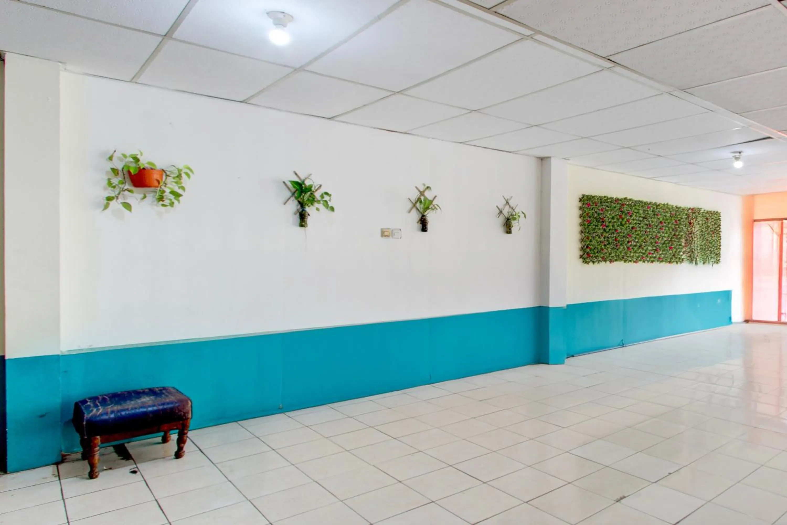 Lobby or reception in Hotel O Semarang near Kota Lama Semarang formerly Kamarkoe Residence