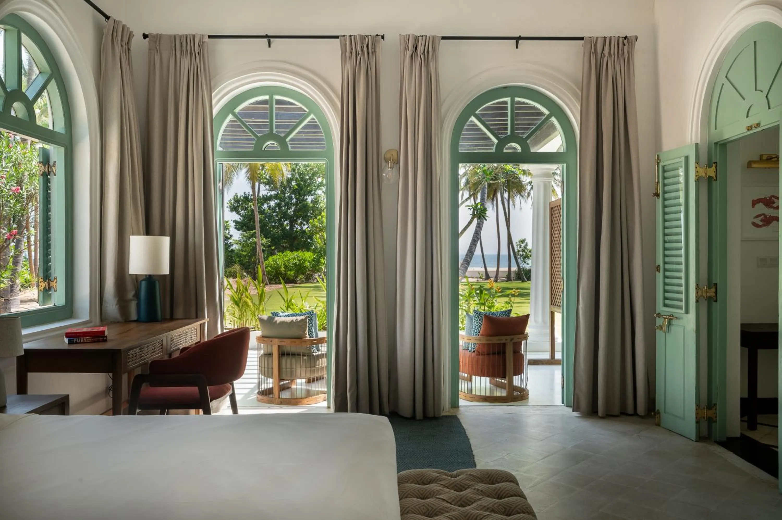 Bed in Kalkudah Beach House