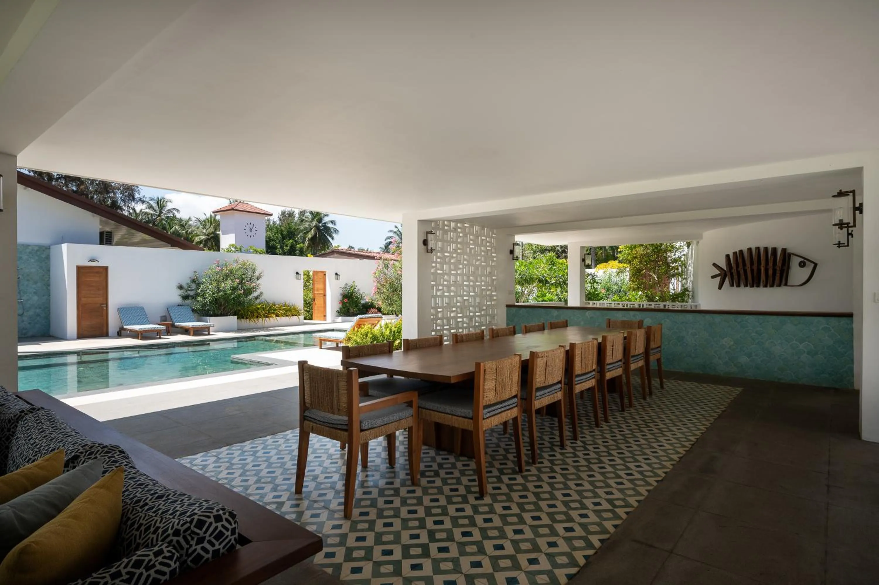 Restaurant/places to eat in Kalkudah Beach House