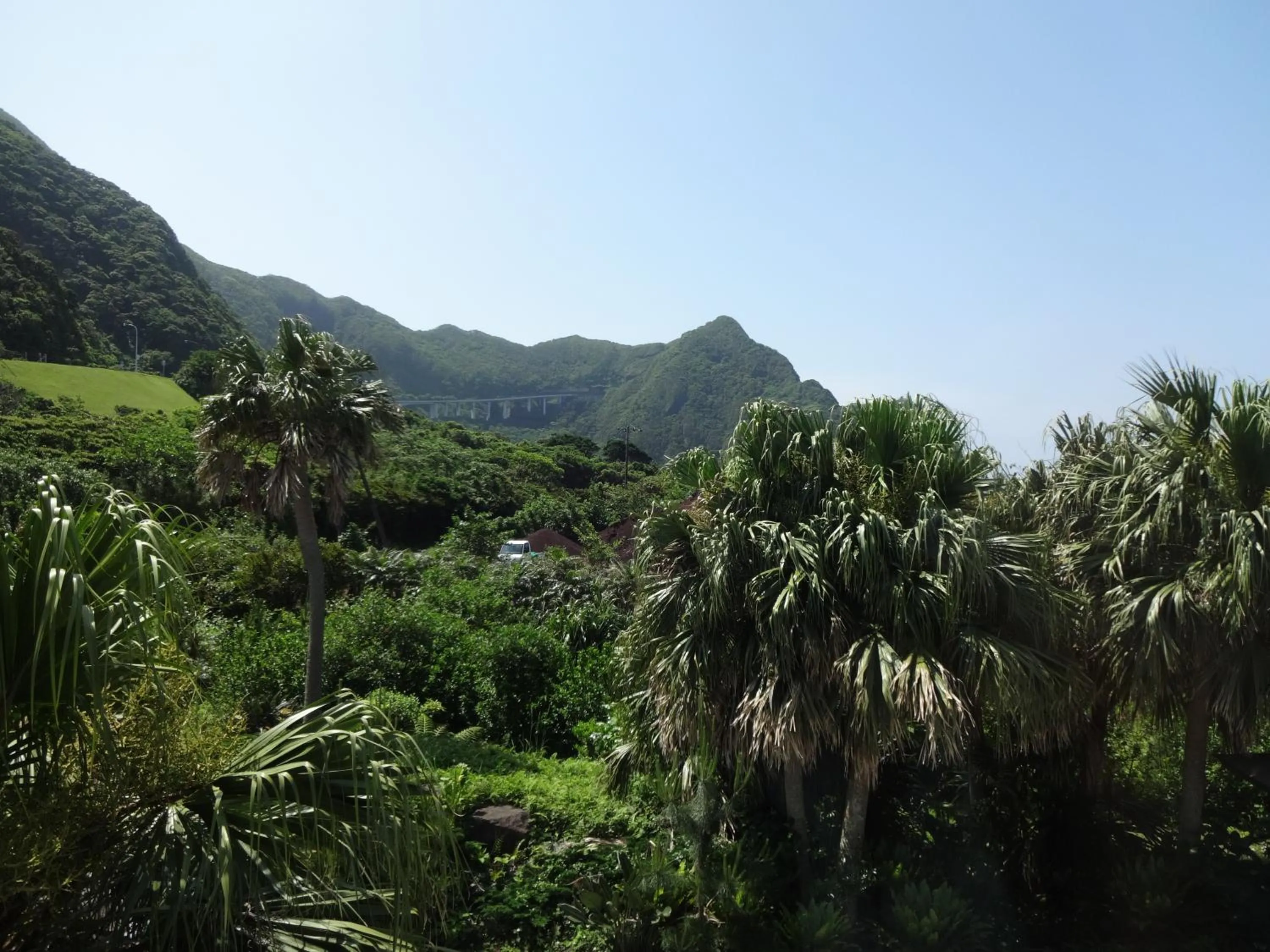 Mountain view in Mantenbo