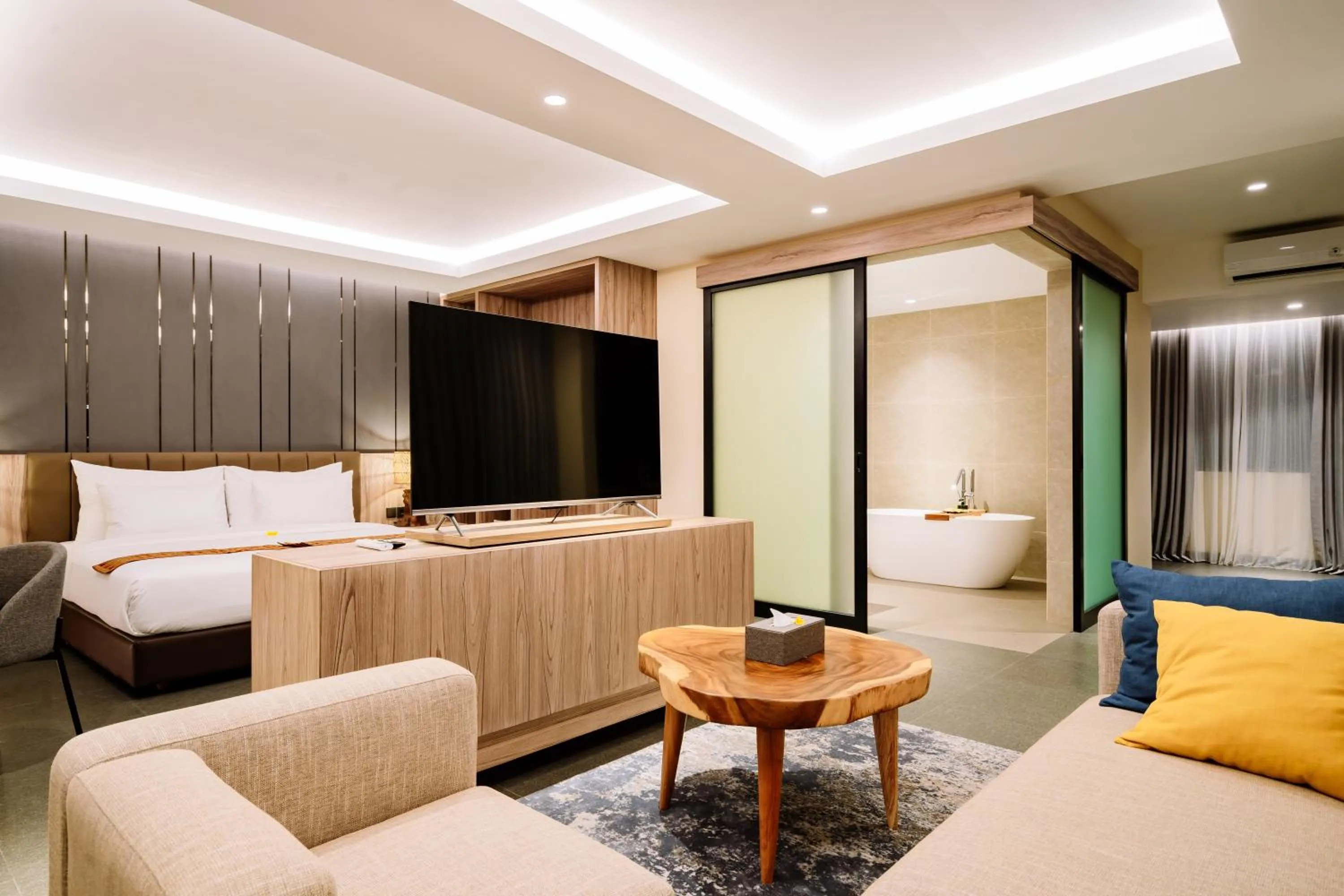 TV and multimedia, Bed in Big Dragon Villas Ubud