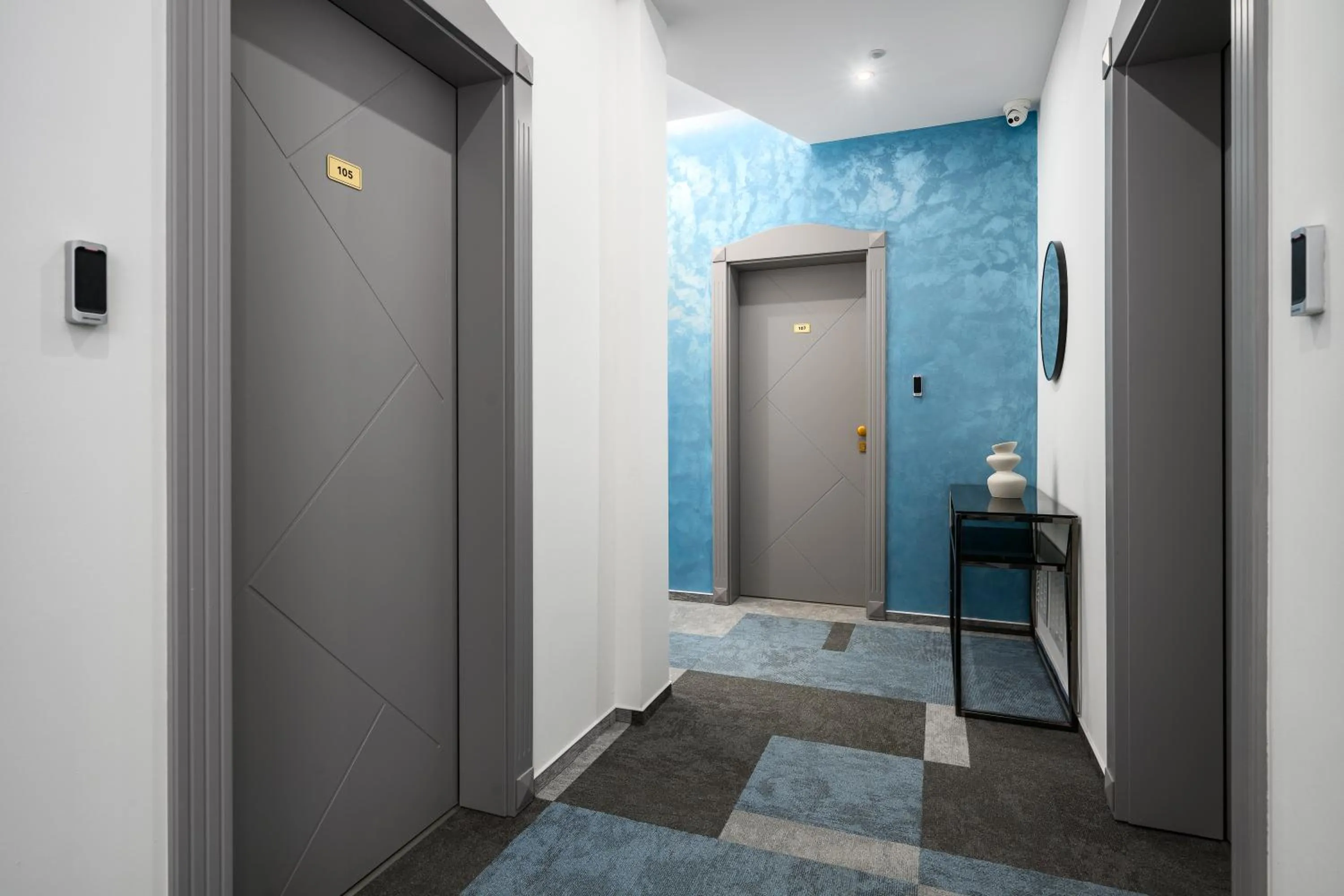 Property building in Boutique Hotel Golden Key - Poreč - Bed & Breakfast