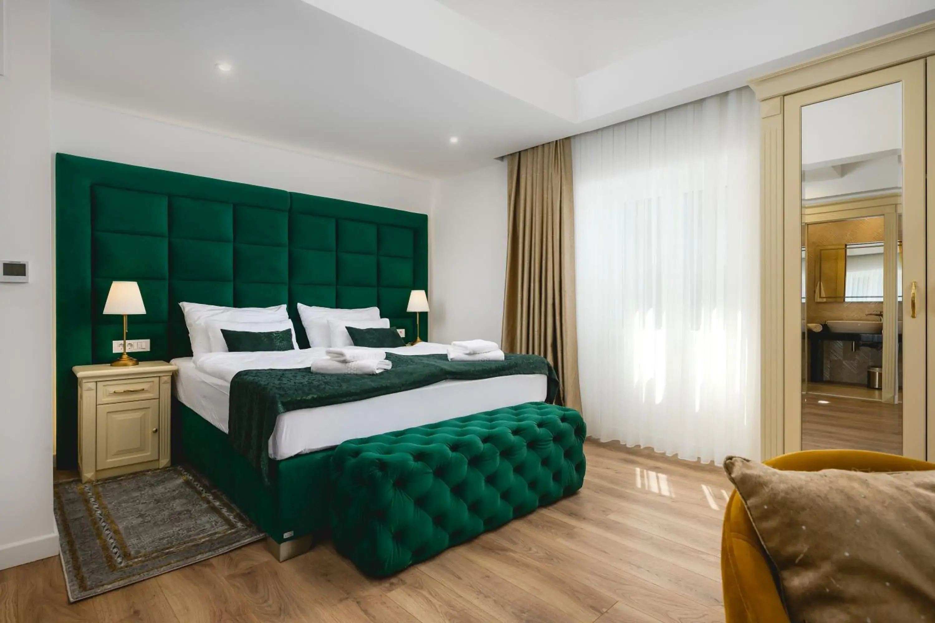 Deluxe Double Room in Boutique Hotel Golden Key - Poreč - Bed & Breakfast Deluxe Double Room in Boutique Hotel Golden Key - Poreč - Bed & Breakfast