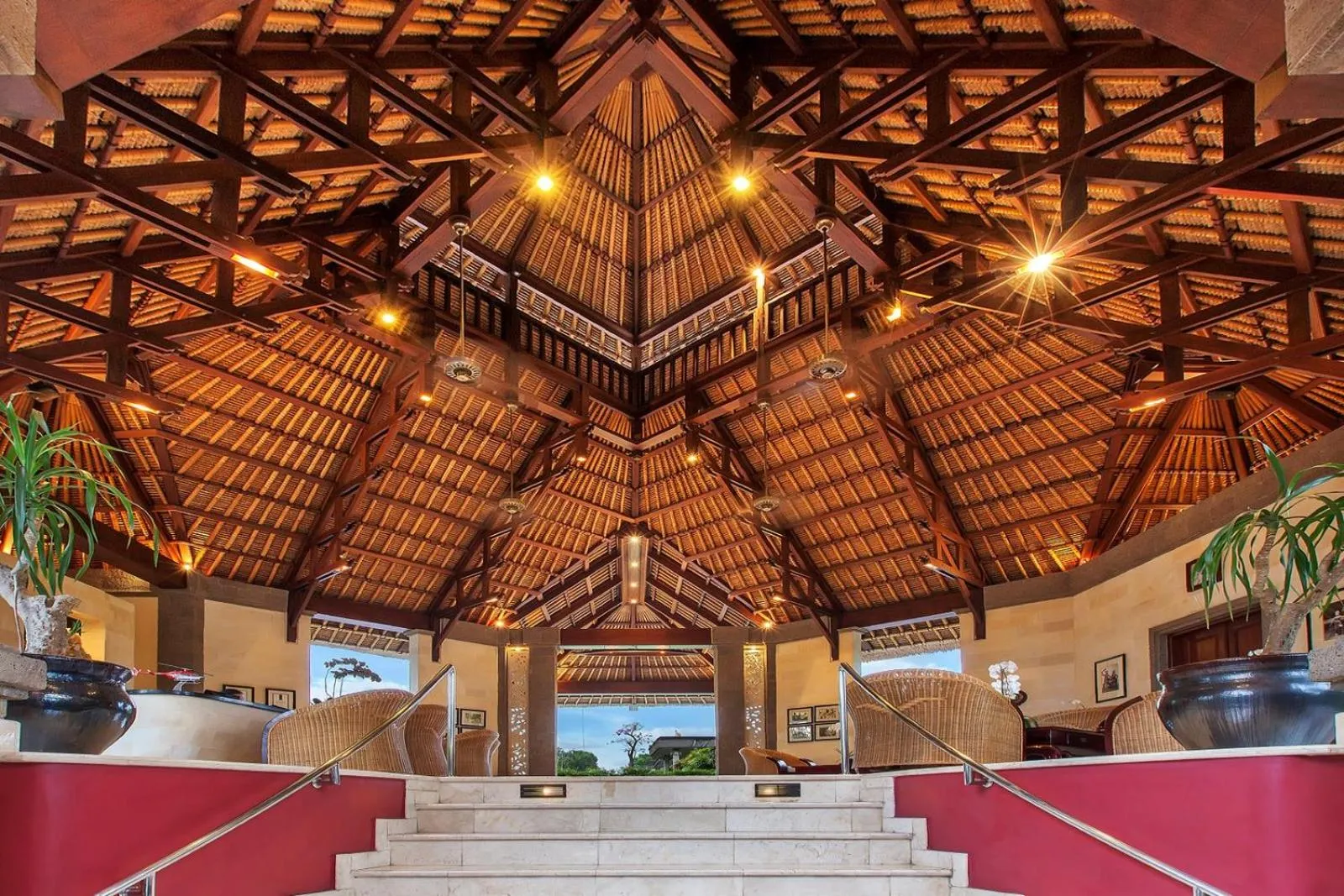 Lobby or reception in CasCades Suites