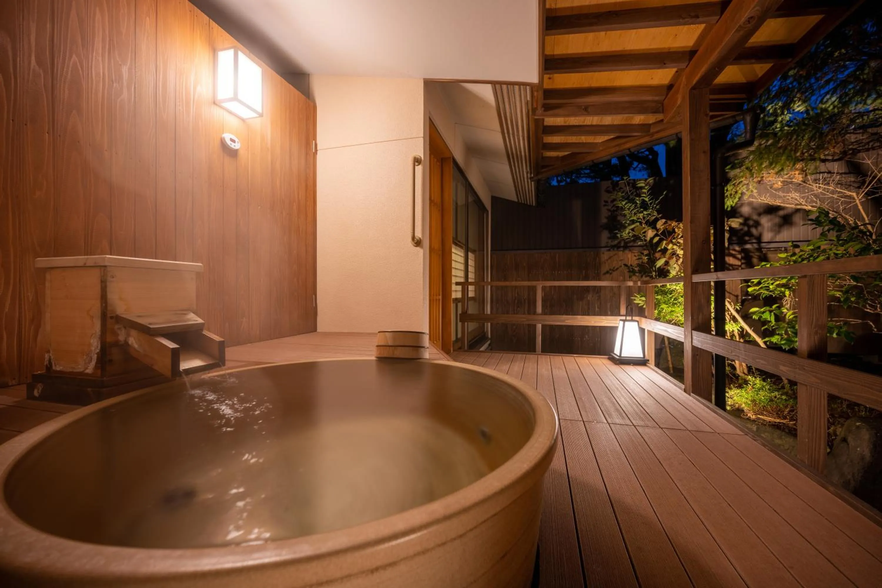 Bathroom in Hohoemino Kuyufu Tsuruya