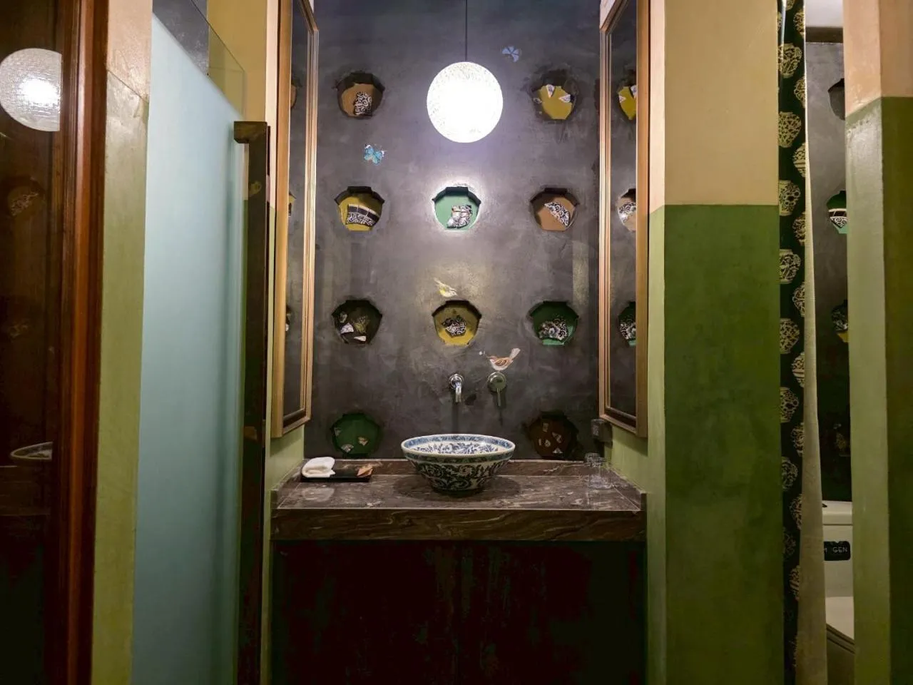 Bathroom in Siamotif Boutique Hotel