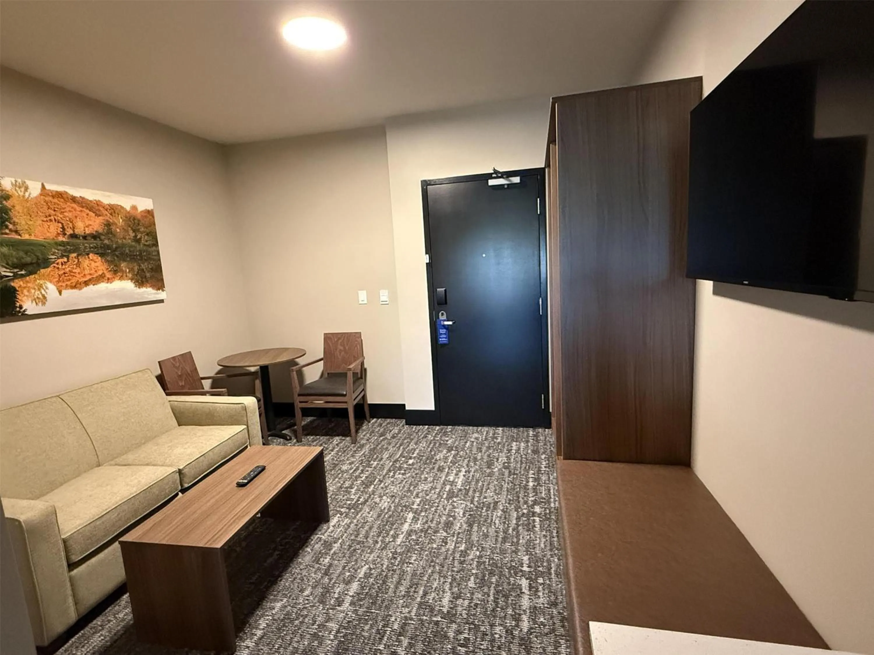 Bedroom in Best Western Plus Neepawa Hotel