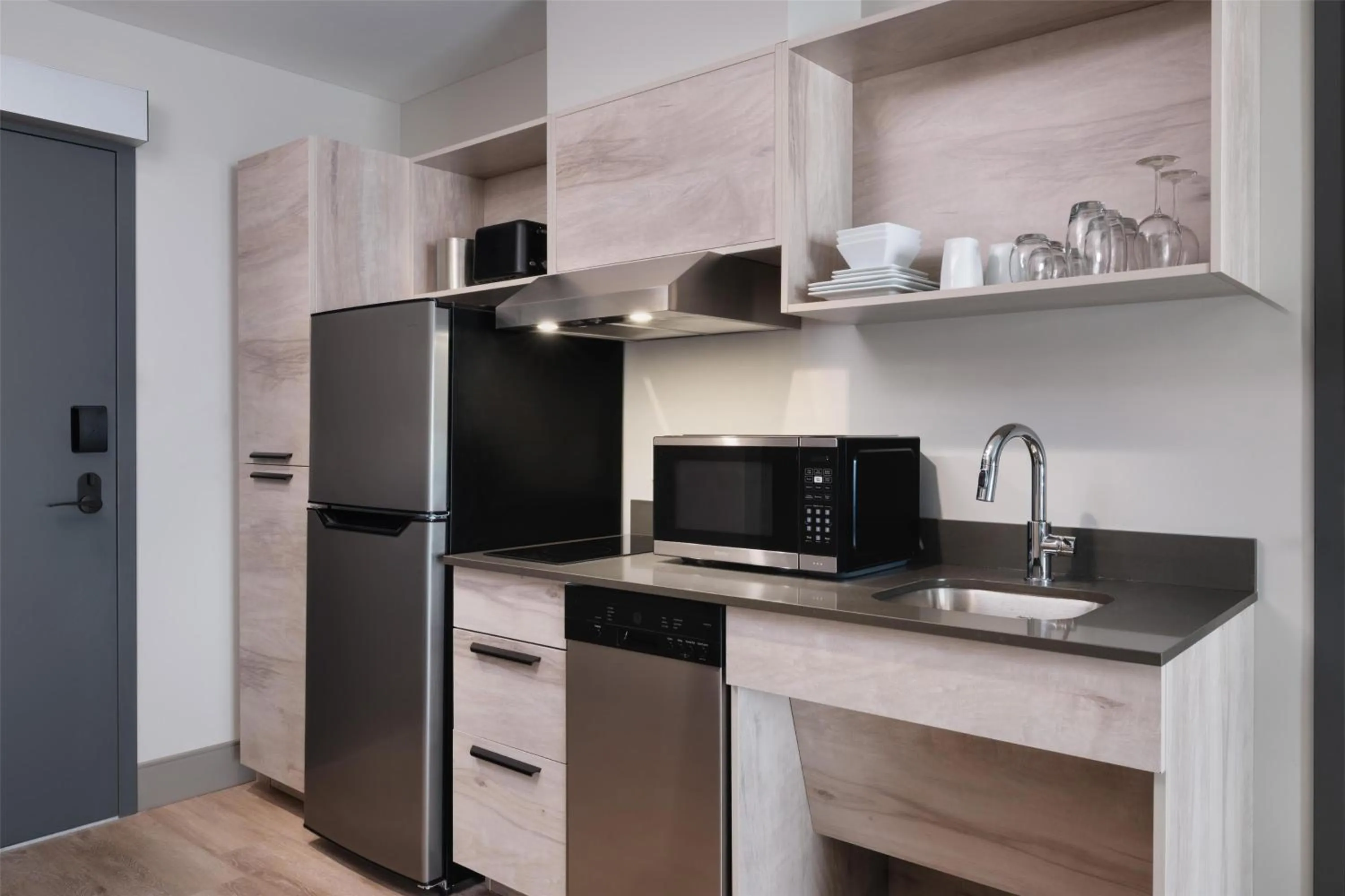 Kitchen or kitchenette in @HOME by Best Western Walkerton