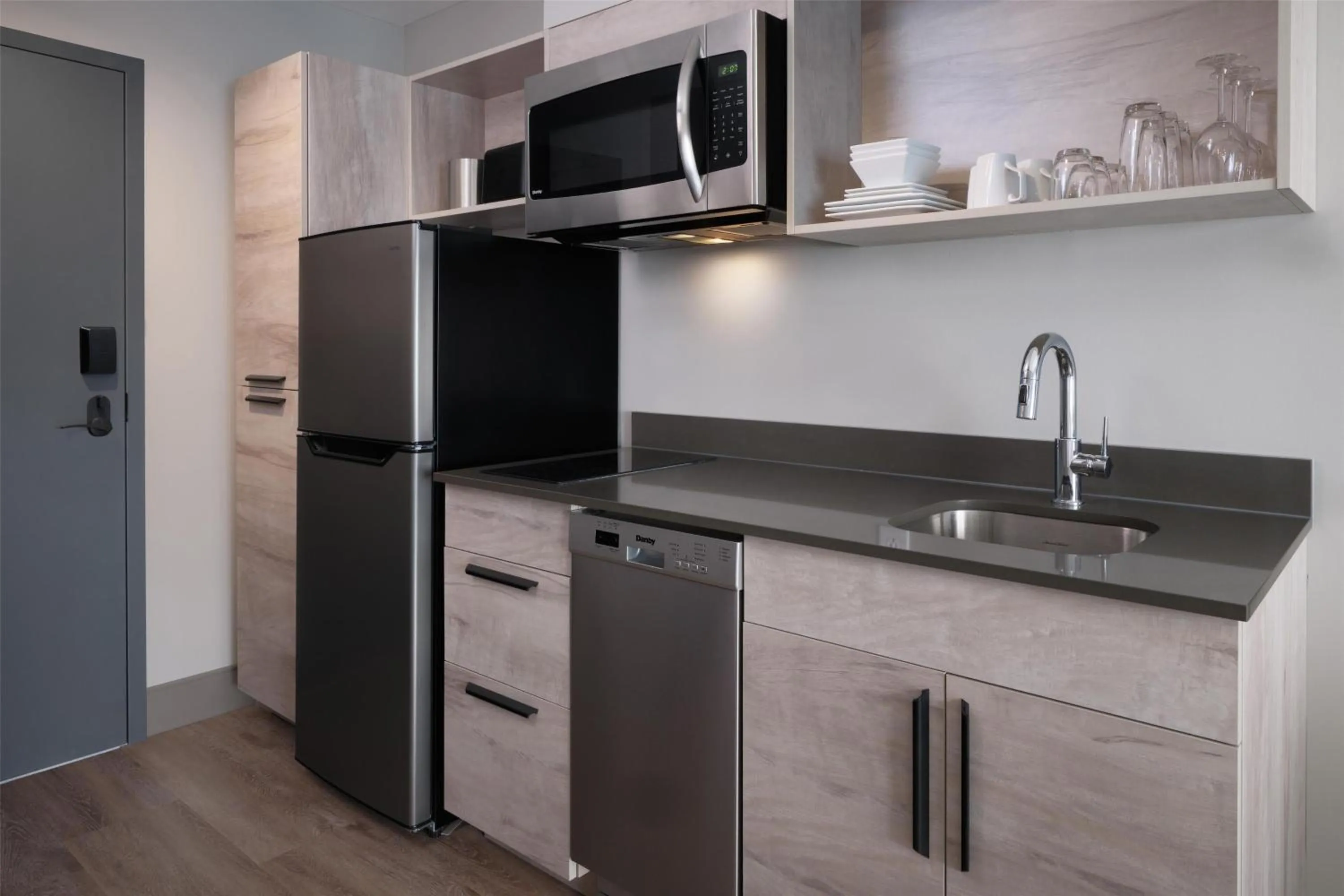 Kitchen or kitchenette in @HOME by Best Western Walkerton