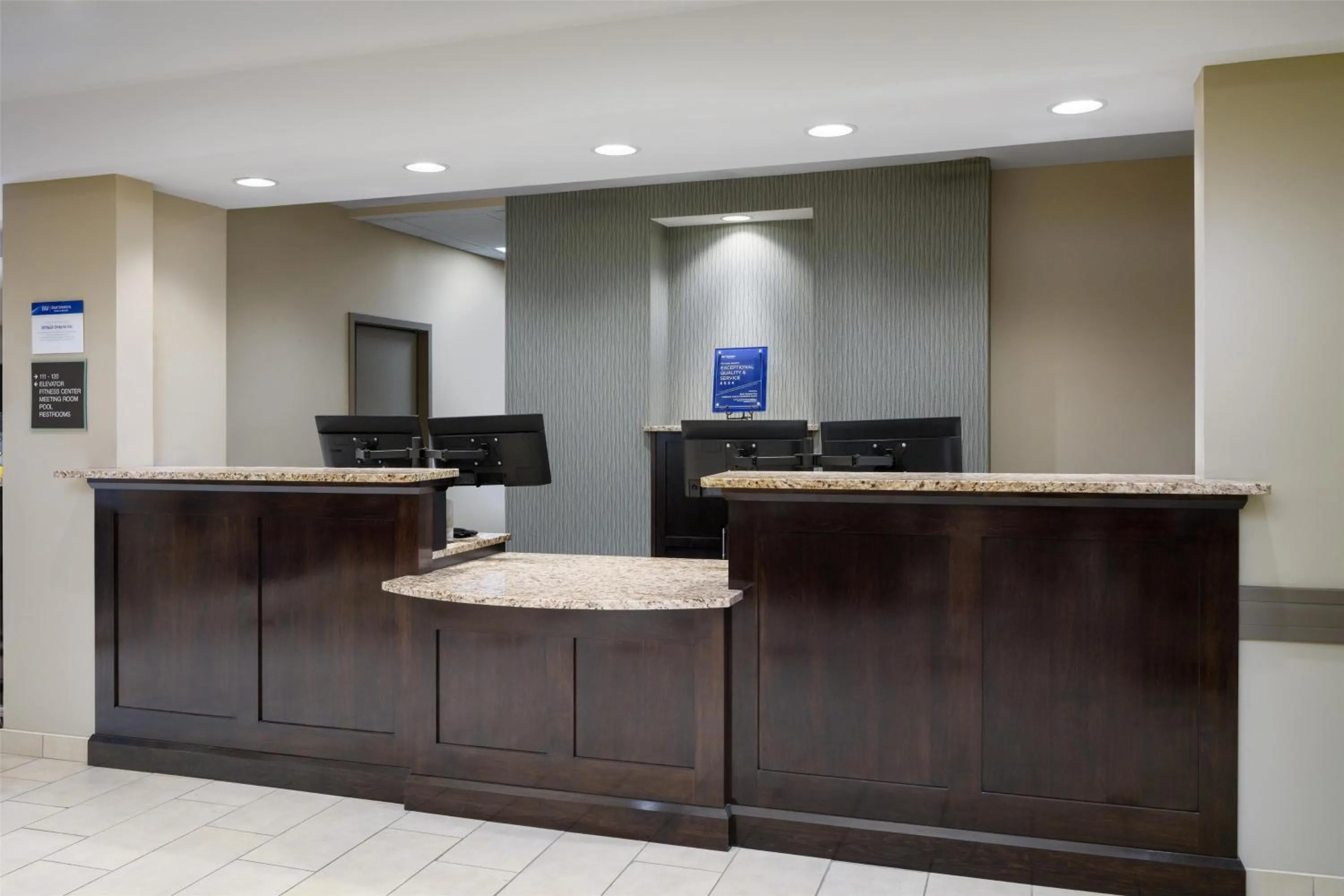 Lobby or reception in @HOME by Best Western Walkerton