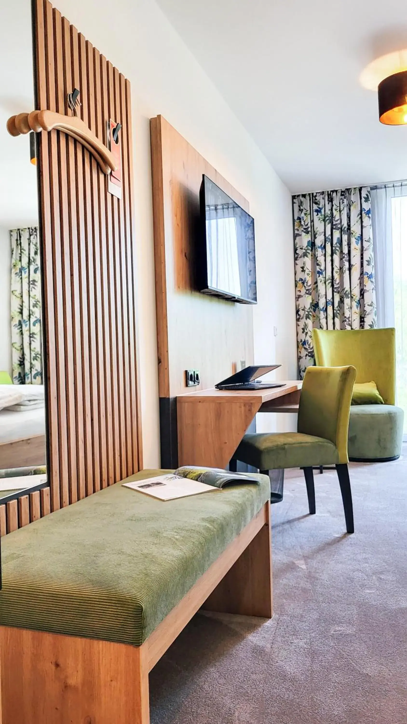 Family Room with One Double and One Single Bed and Walk-In Shower in Mountain View Hotel Willingen, BW Signature Collection Family Room with One Double and One Single Bed and Walk-In Shower in Mountain View Hotel Willingen, BW Signature Collection