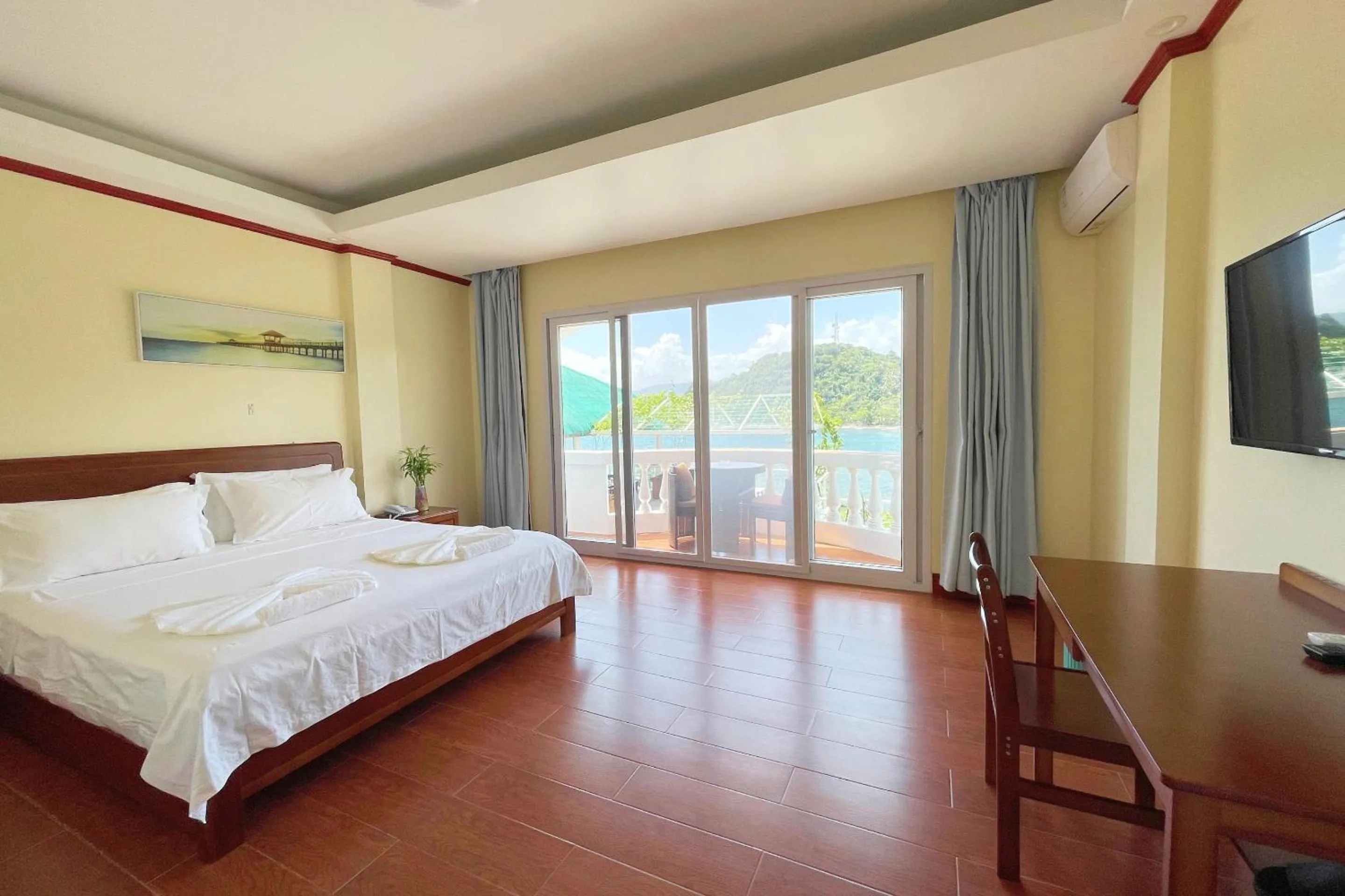 Bed in Dream Bay Resort powered by Cocotel