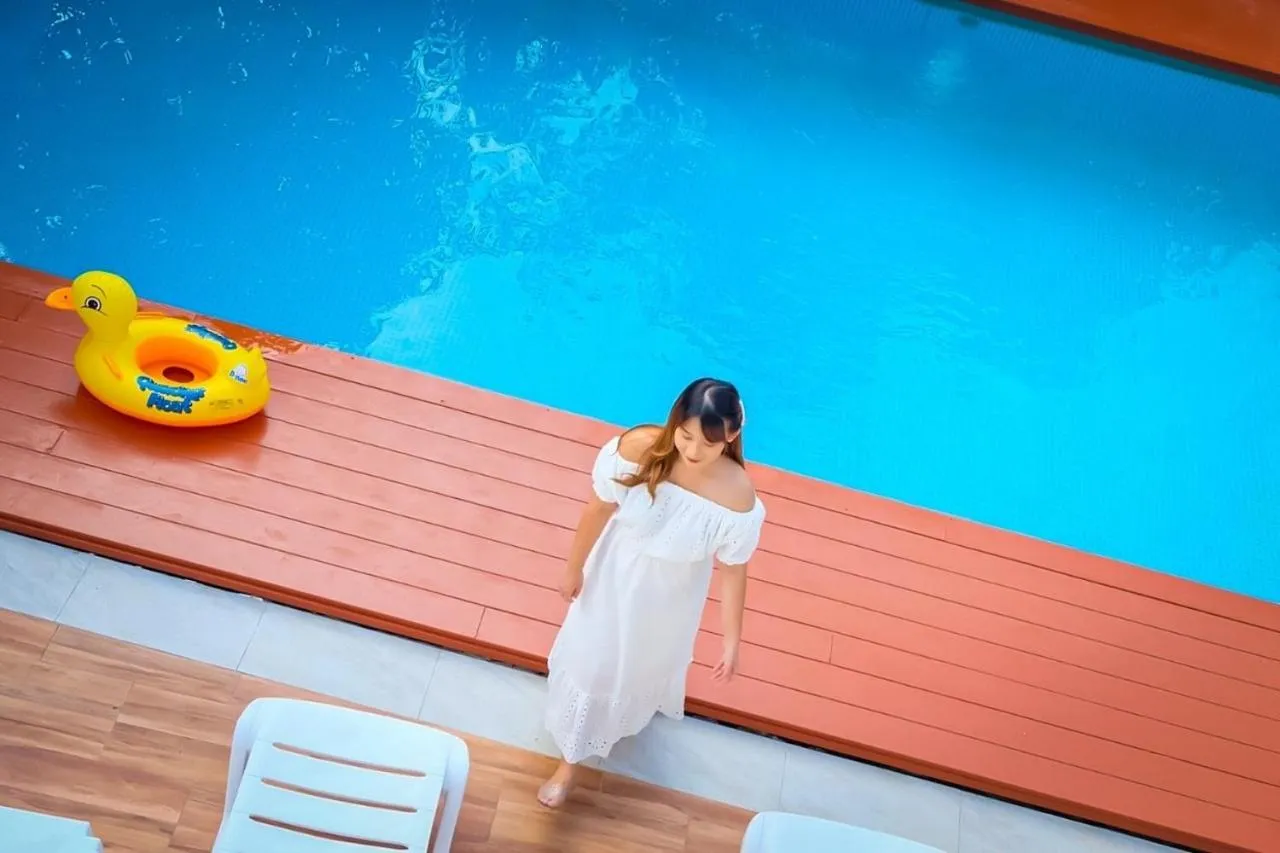 Swimming pool in Baan Luang Harn