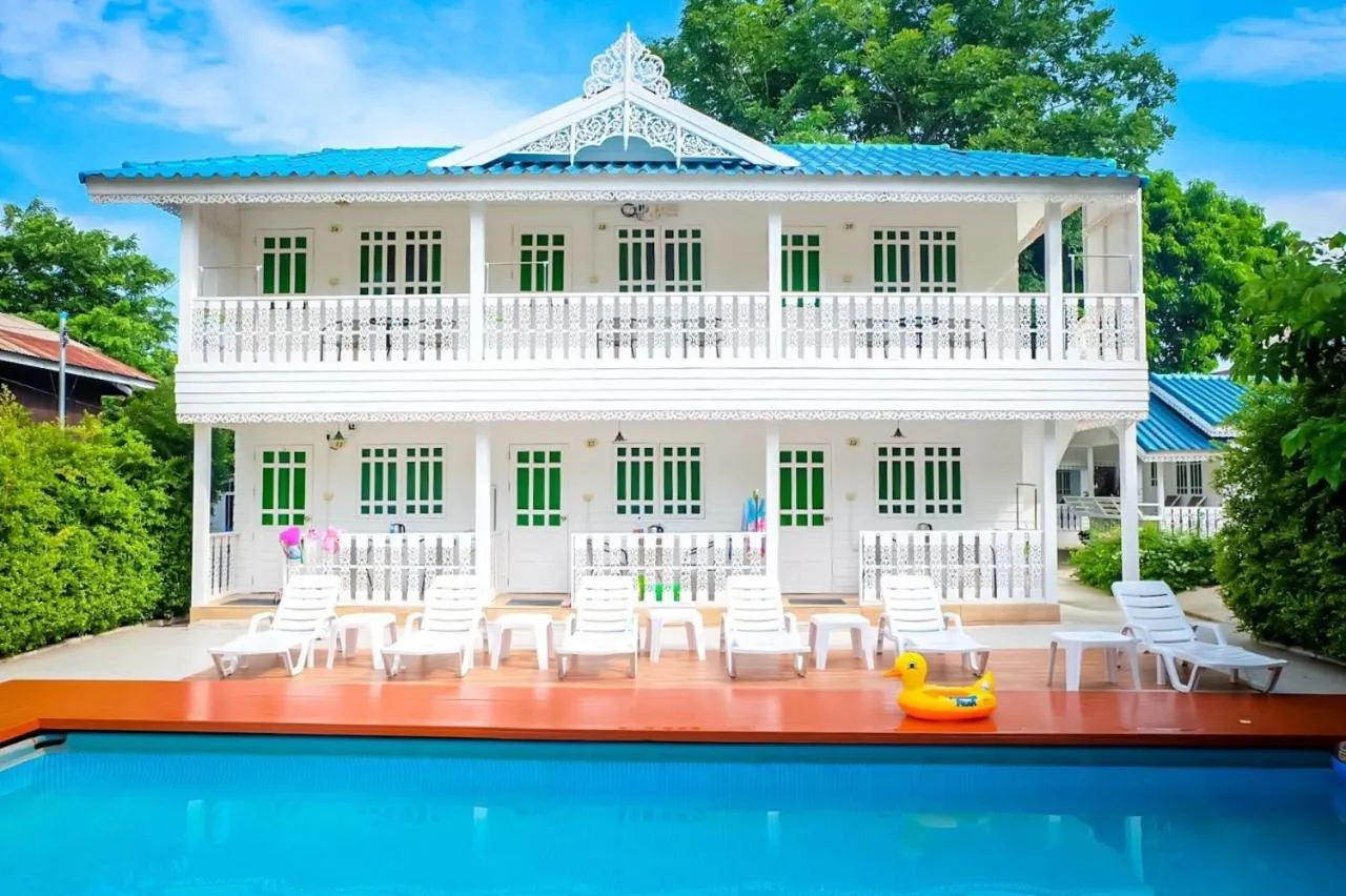 Property building in Baan Luang Harn