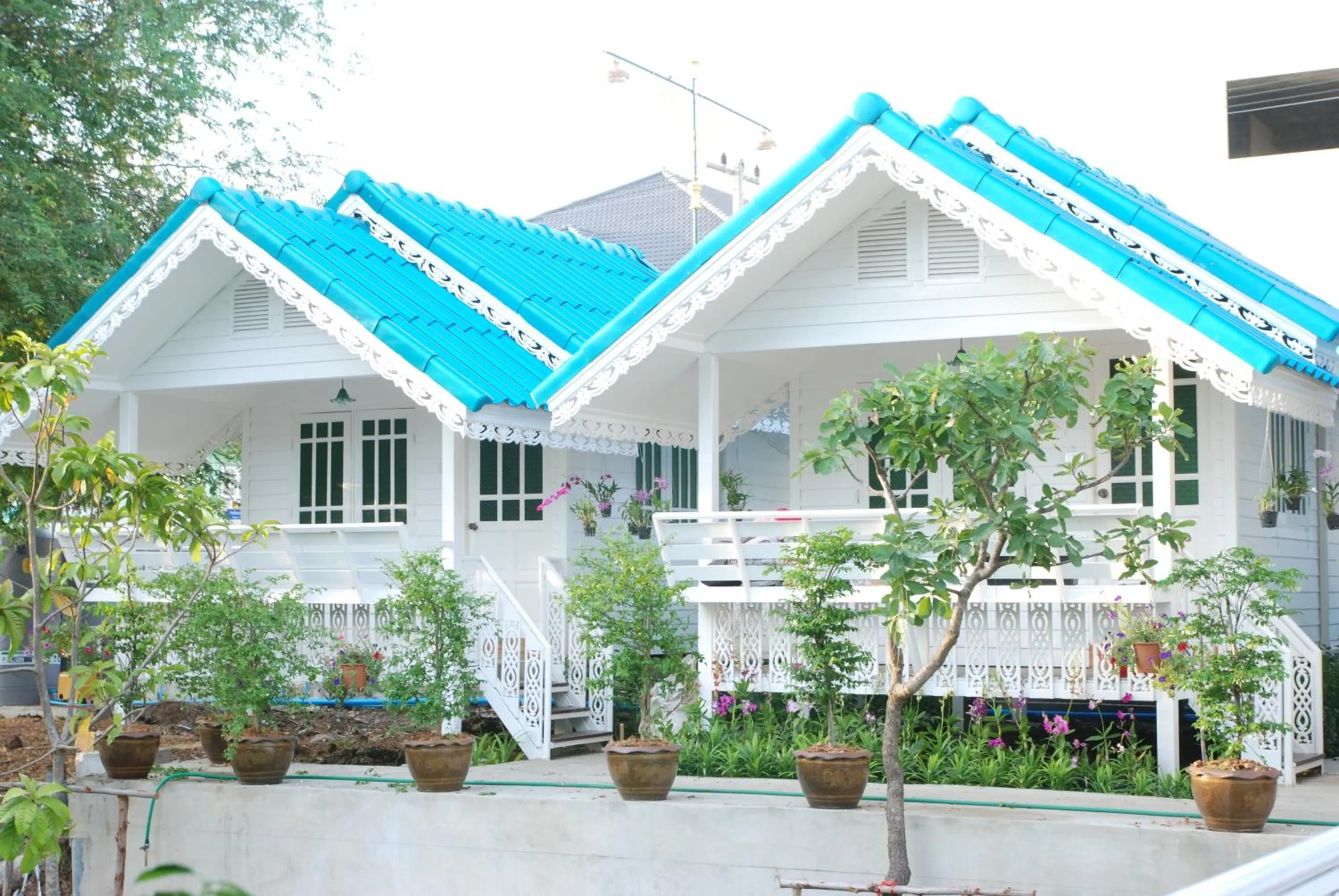 Property building in Baan Luang Harn