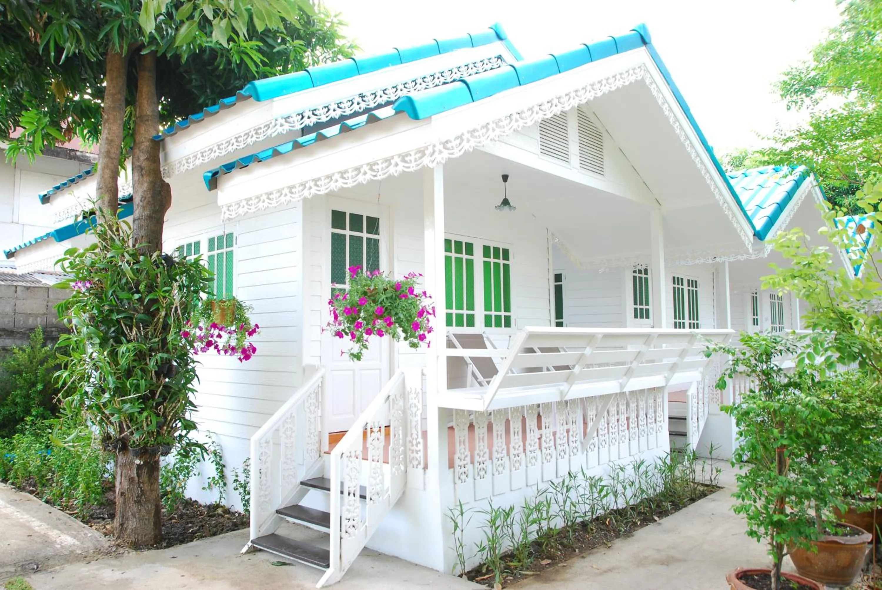 Property building in Baan Luang Harn