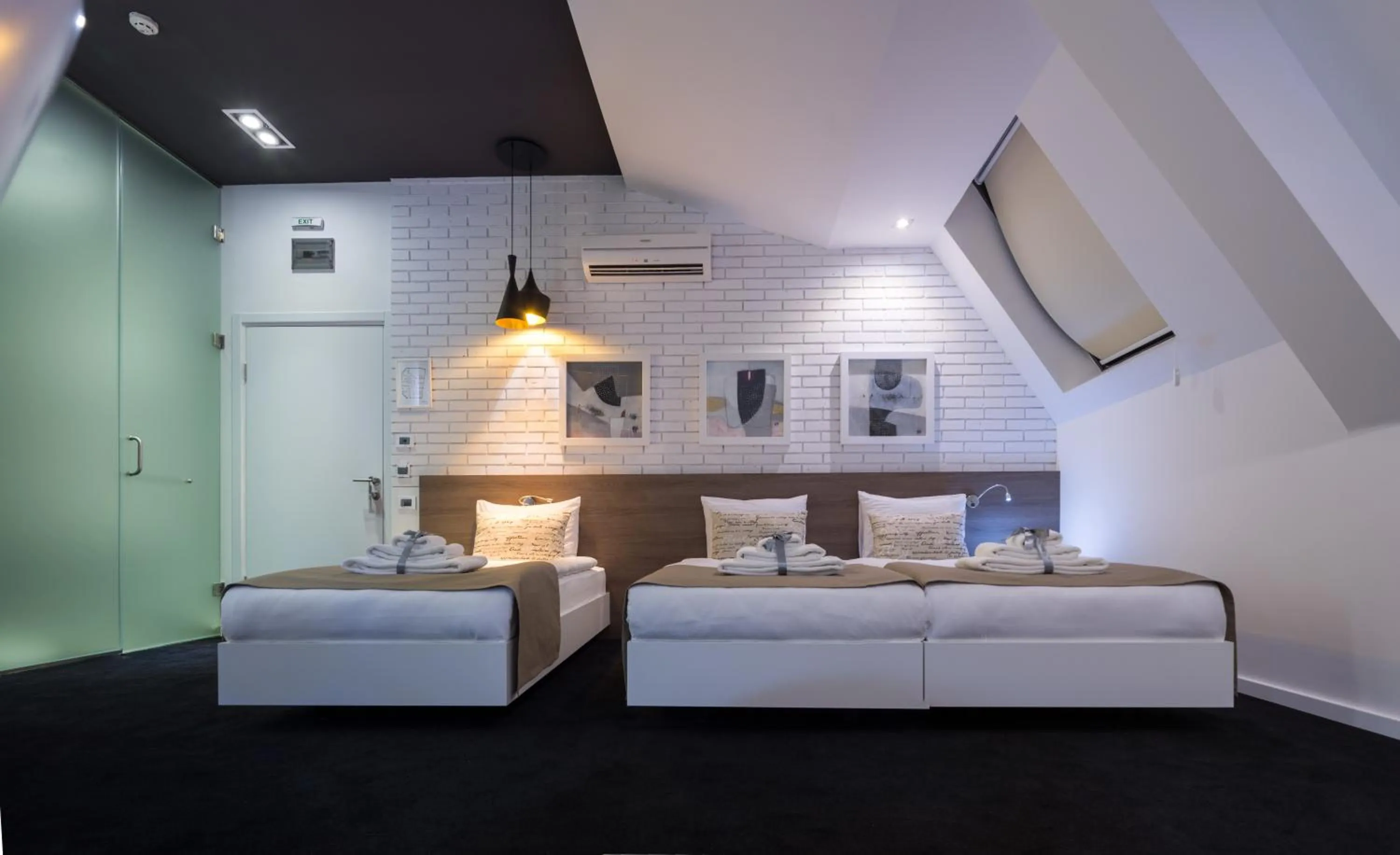 Bed in Garni Hotel Eter