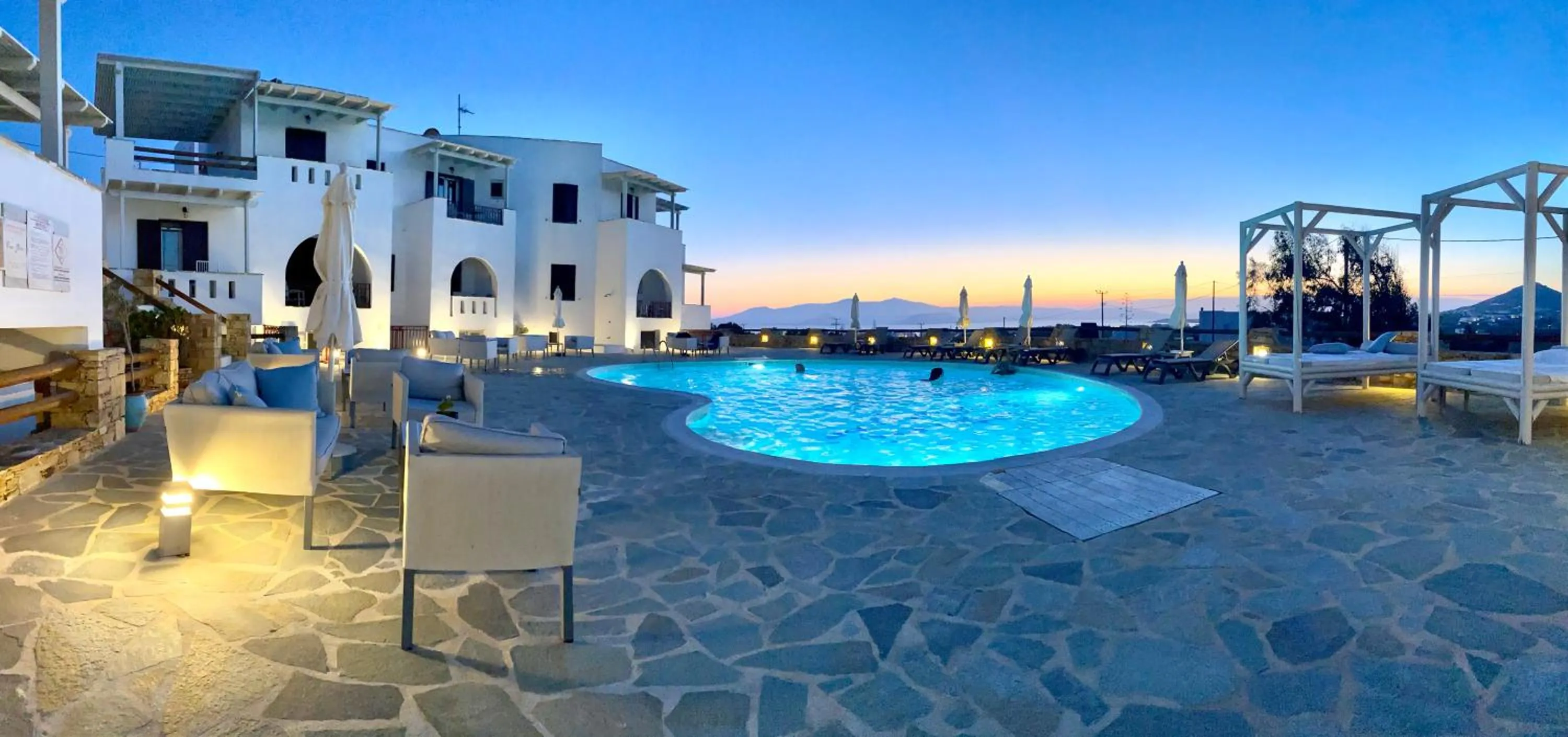 Property building in Naxos Mare
