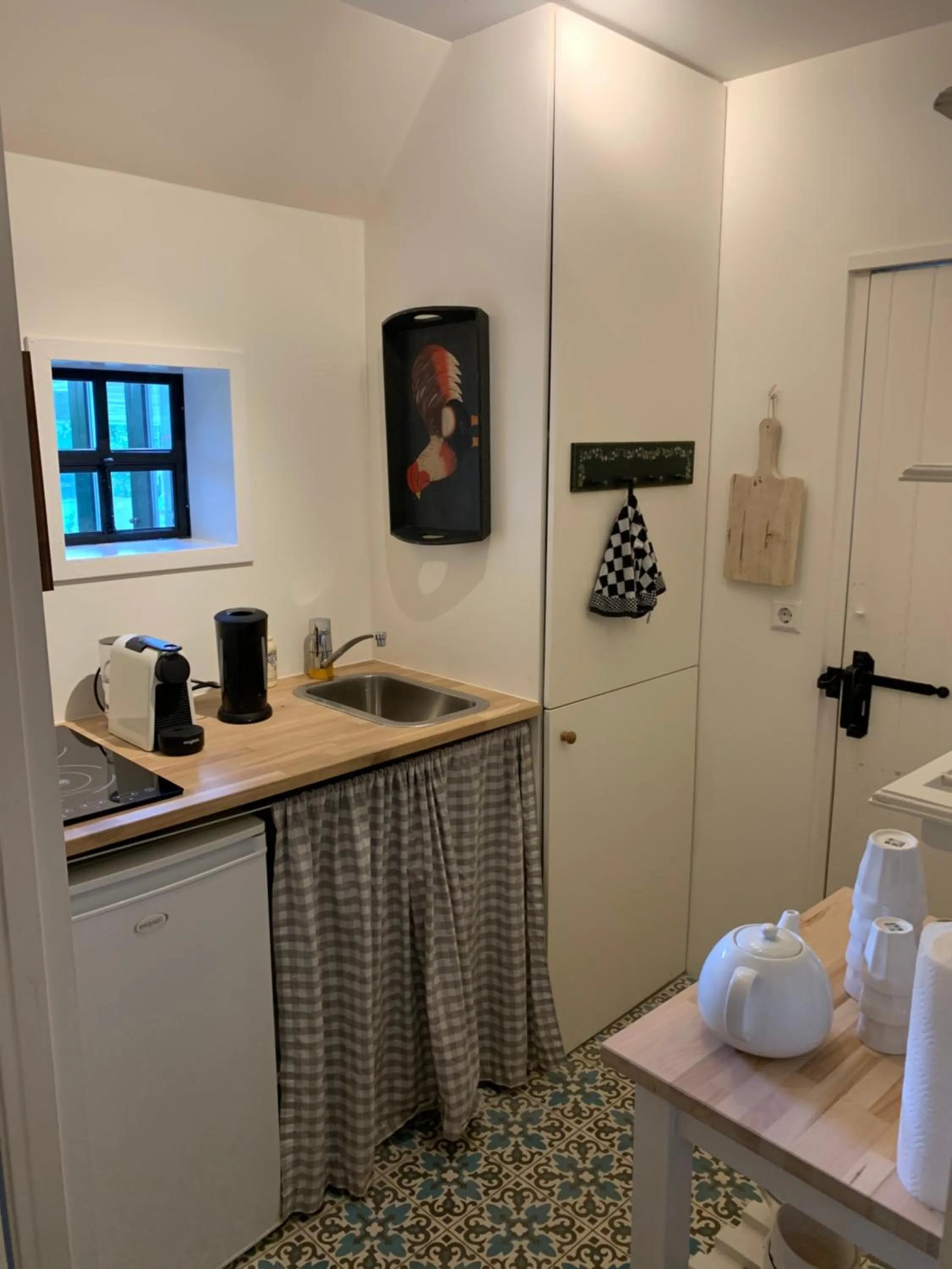 Kitchen or kitchenette in De Vink Bed & Breakfast