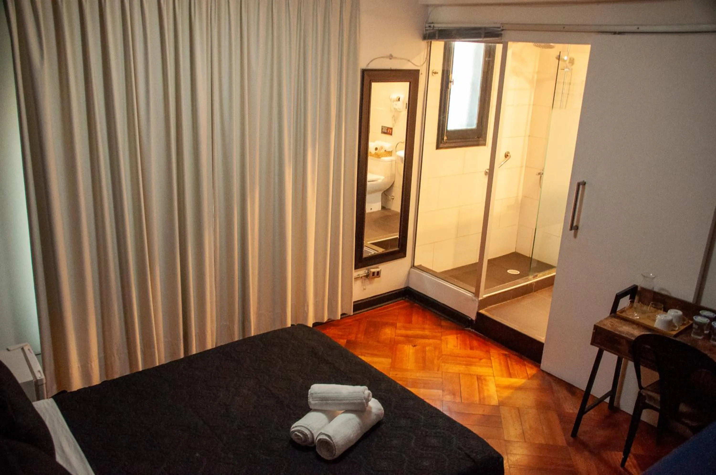 Photo of the whole room, Bed in Tremo Patio Bellavista