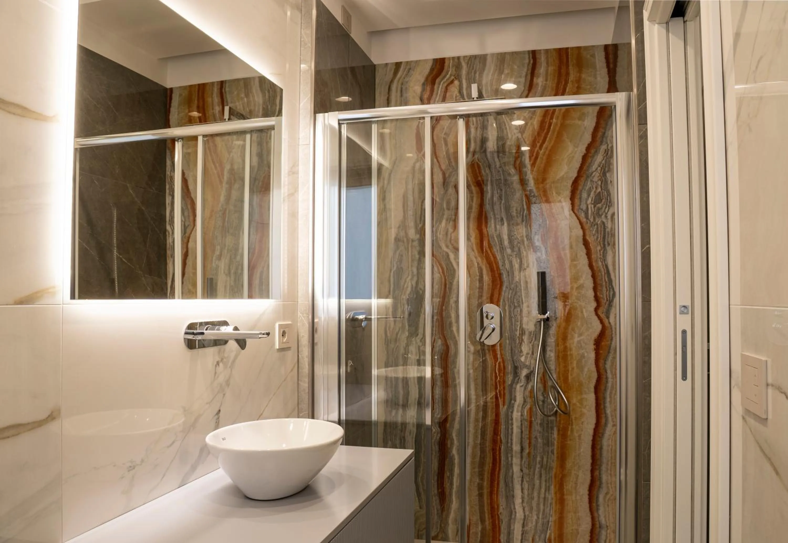 Bathroom in Amabile Luxury Rooms
