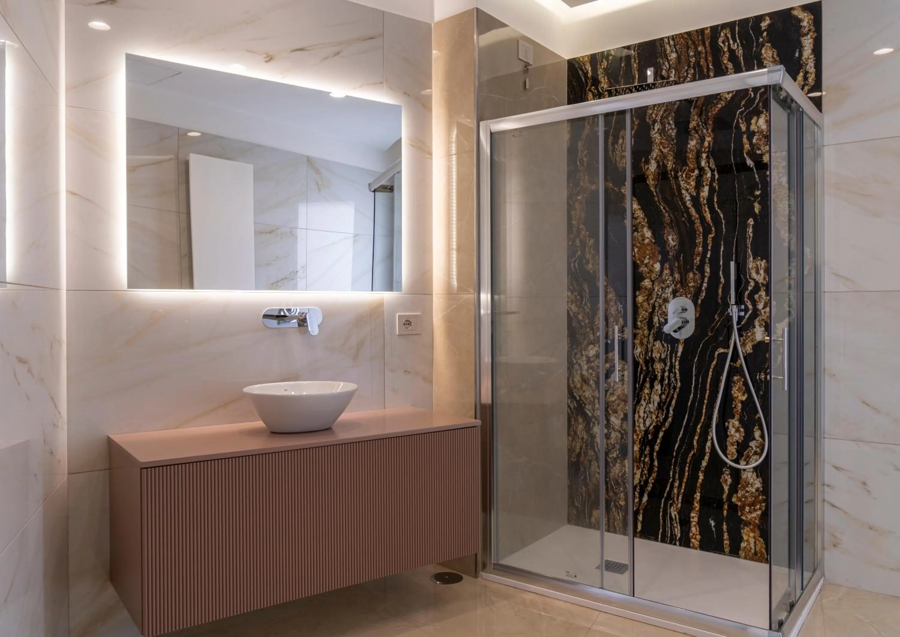 Bathroom in Amabile Luxury Rooms
