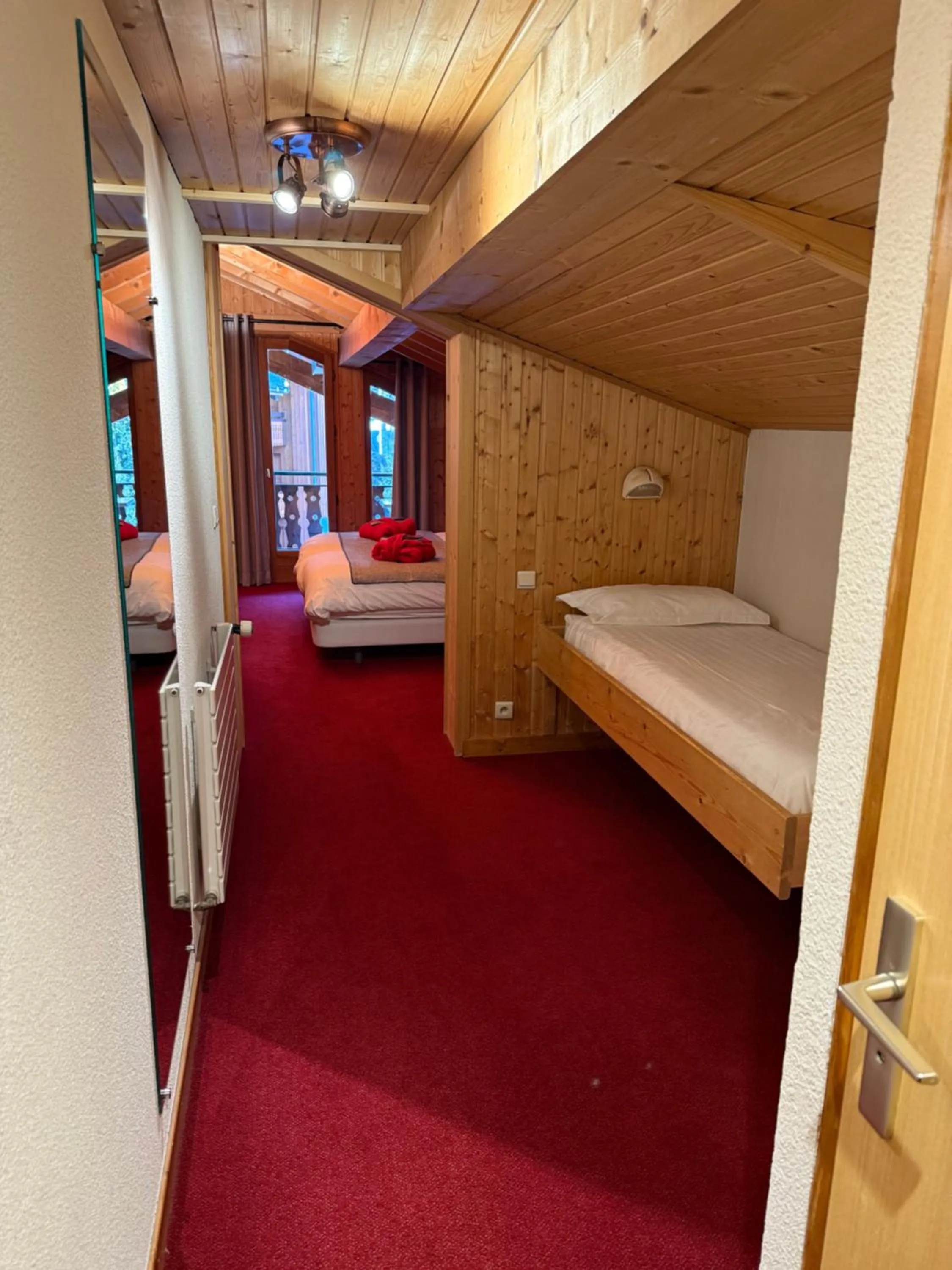 Bed in Hotel Bel'alpe