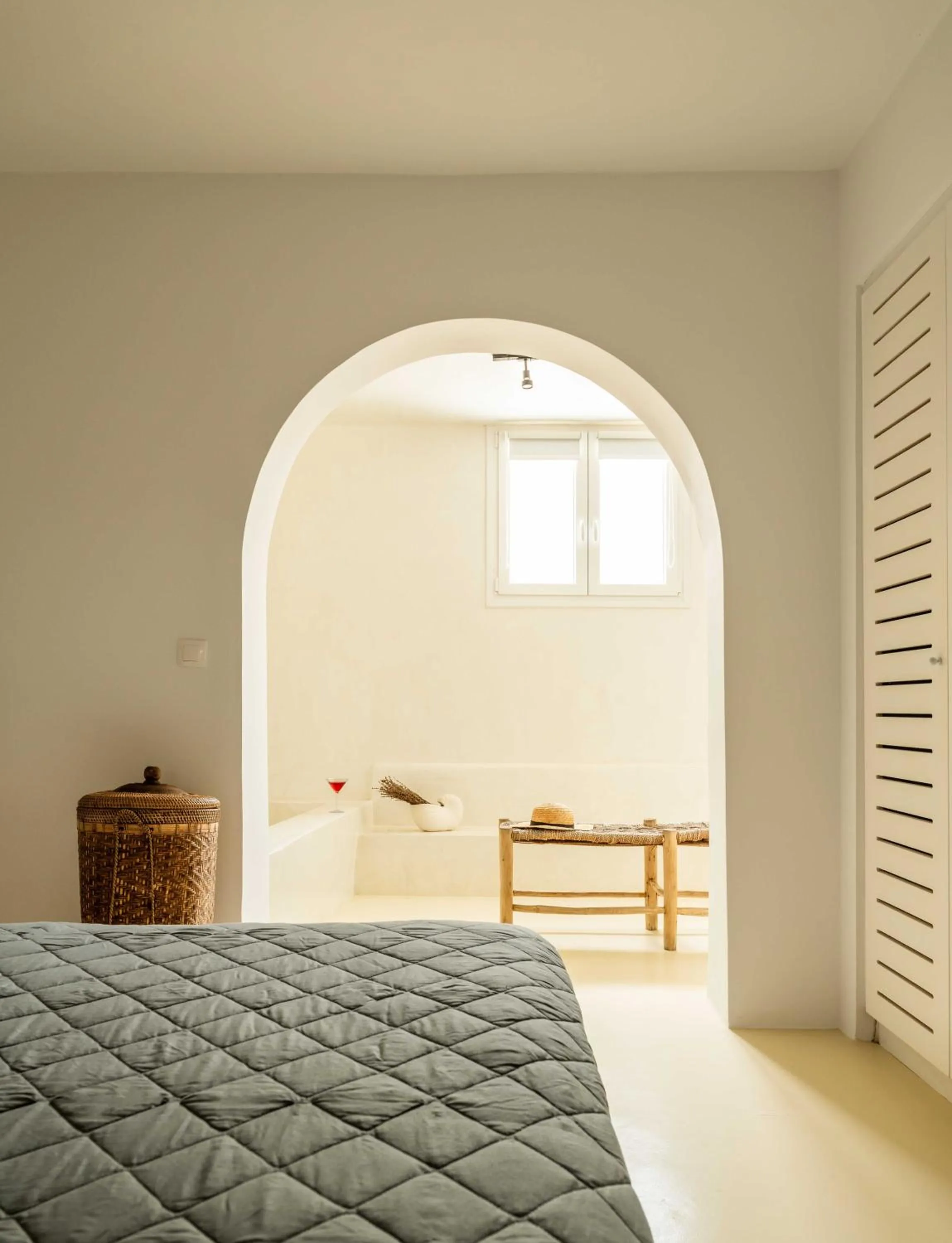 Bed in Tagoo Studios Mykonos