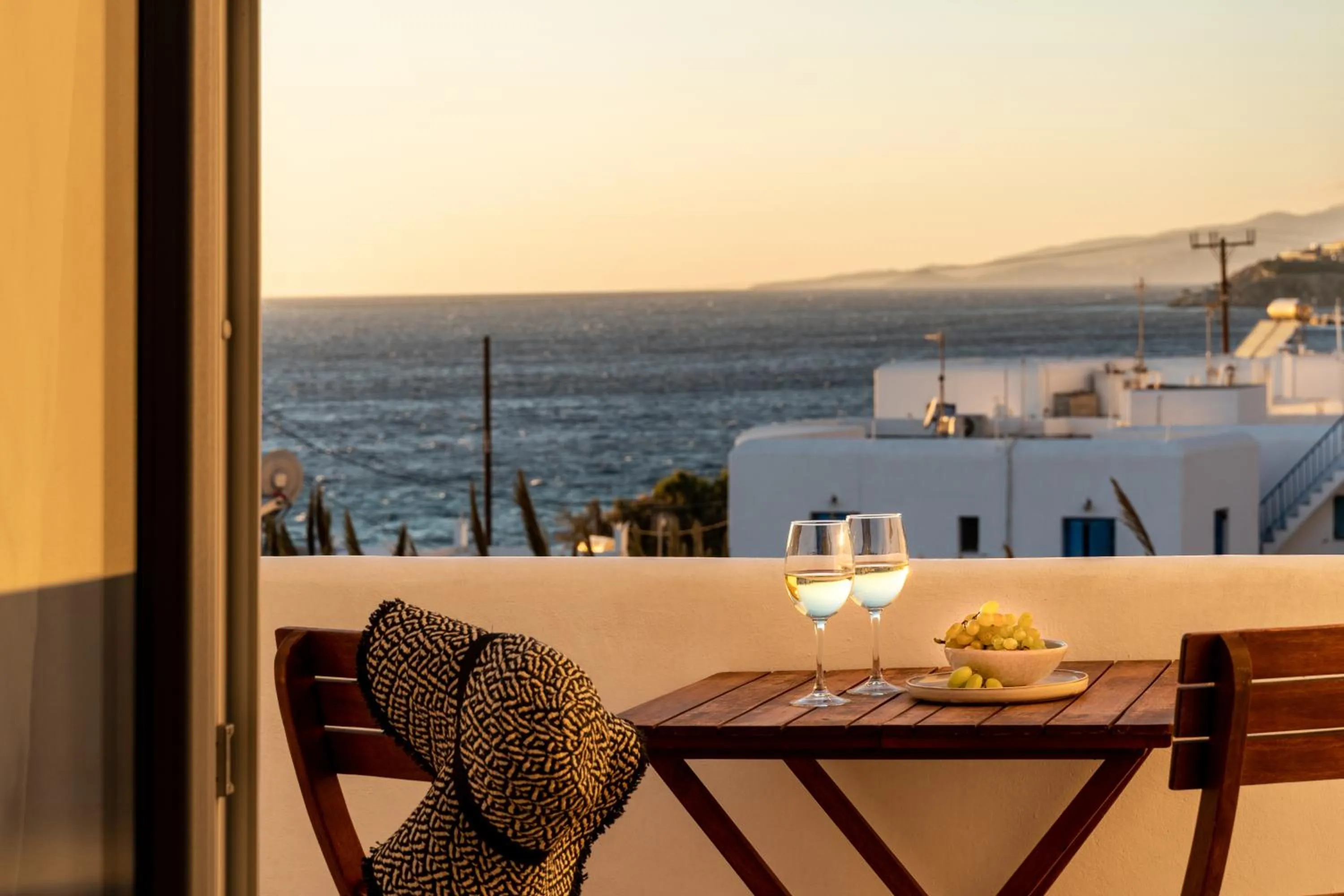 Balcony/Terrace in Tagoo Studios Mykonos