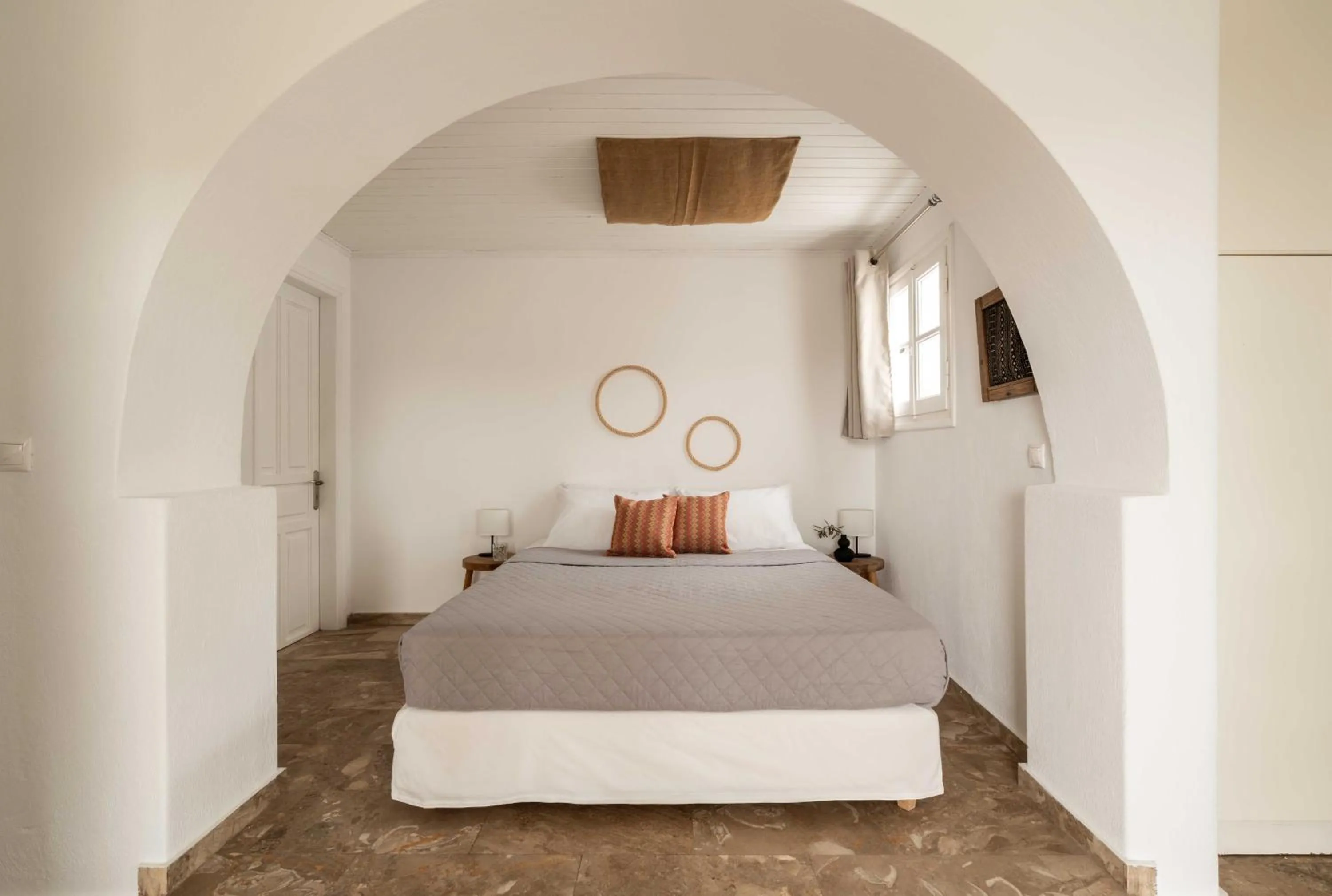 Bed in Tagoo Studios Mykonos