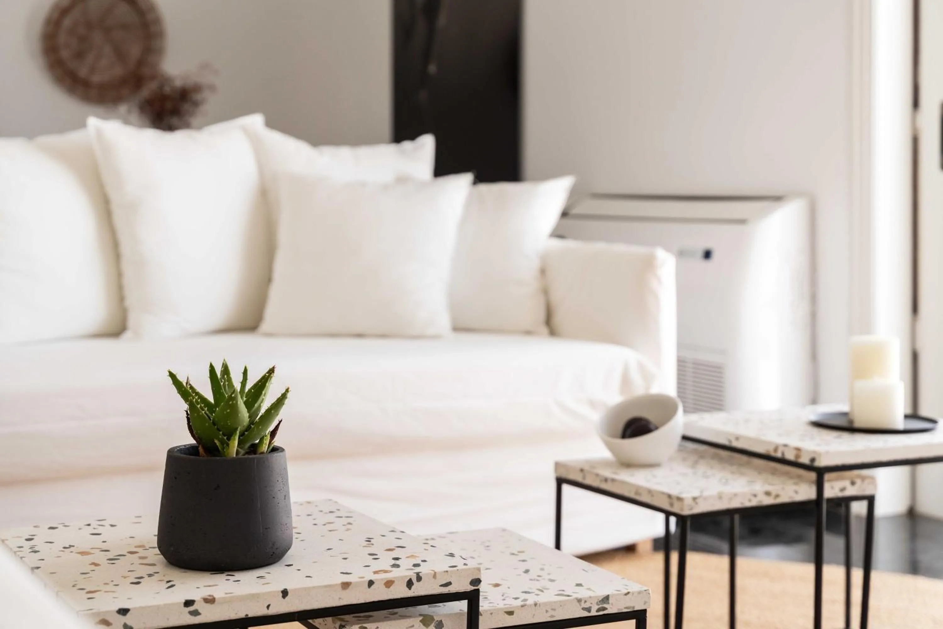 Living room in Tagoo Studios Mykonos