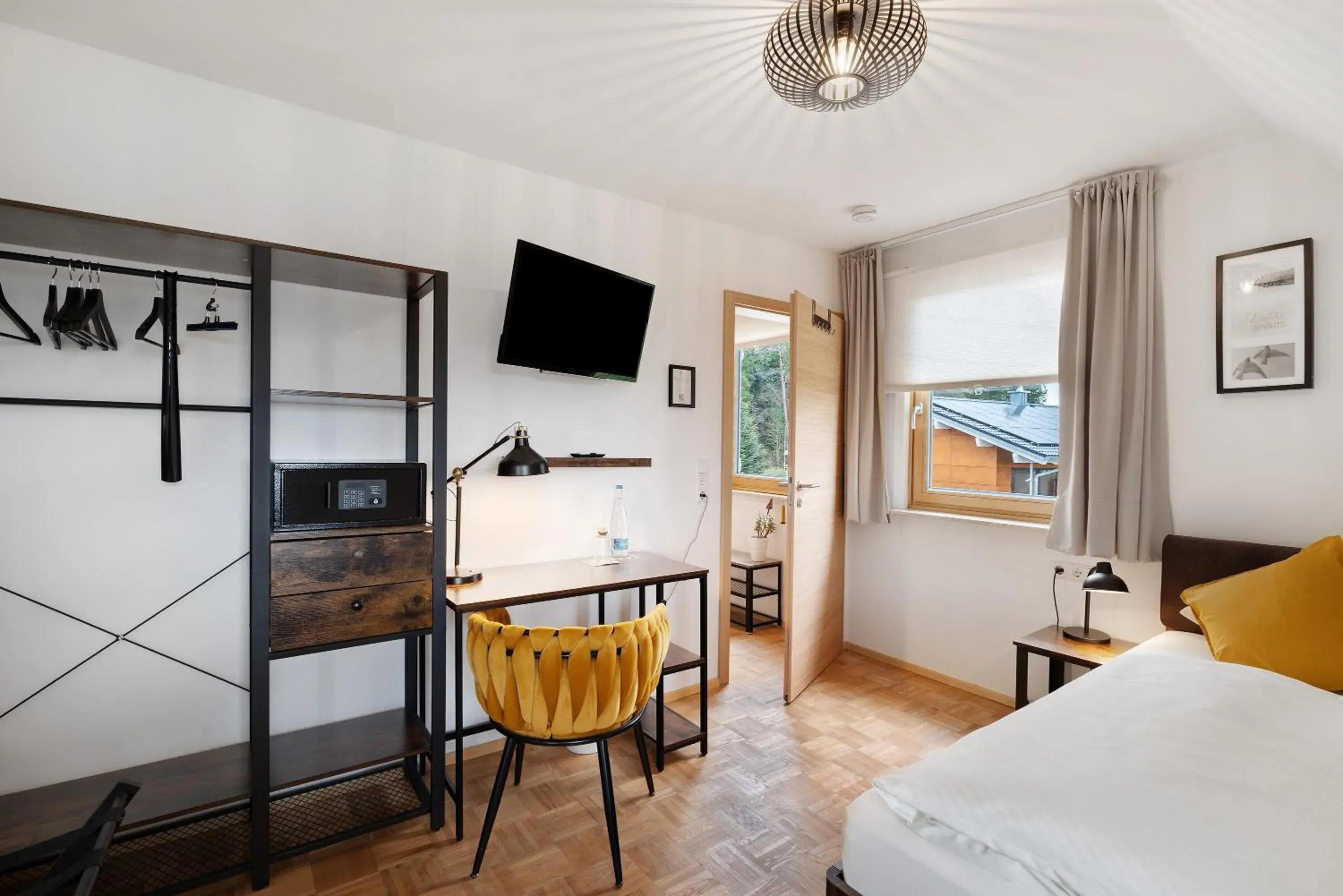 Standard Single Room with Shower - single occupancy in Pension Waldliesel Standard Single Room with Shower - single occupancy in Pension Waldliesel
