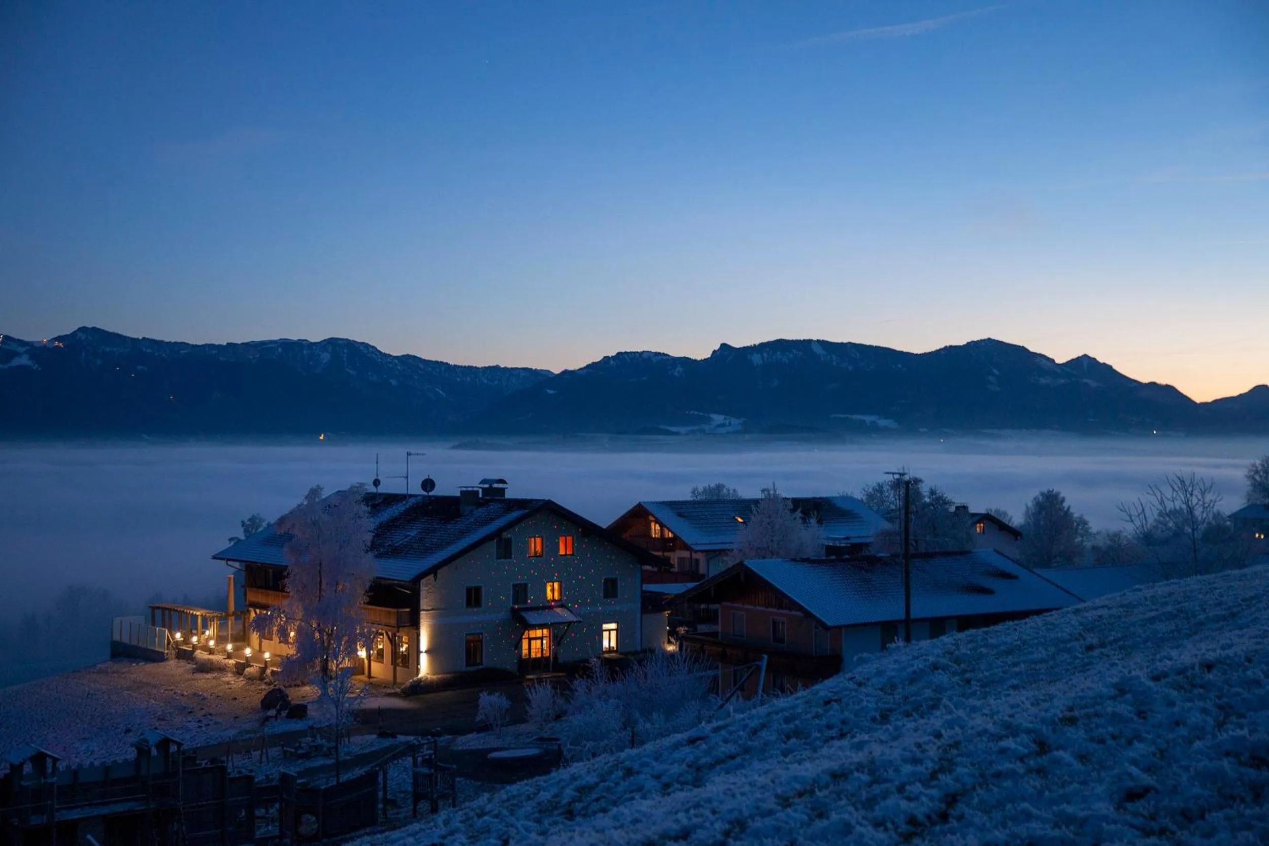 Property building in Berg Hotel Weingarten Garni