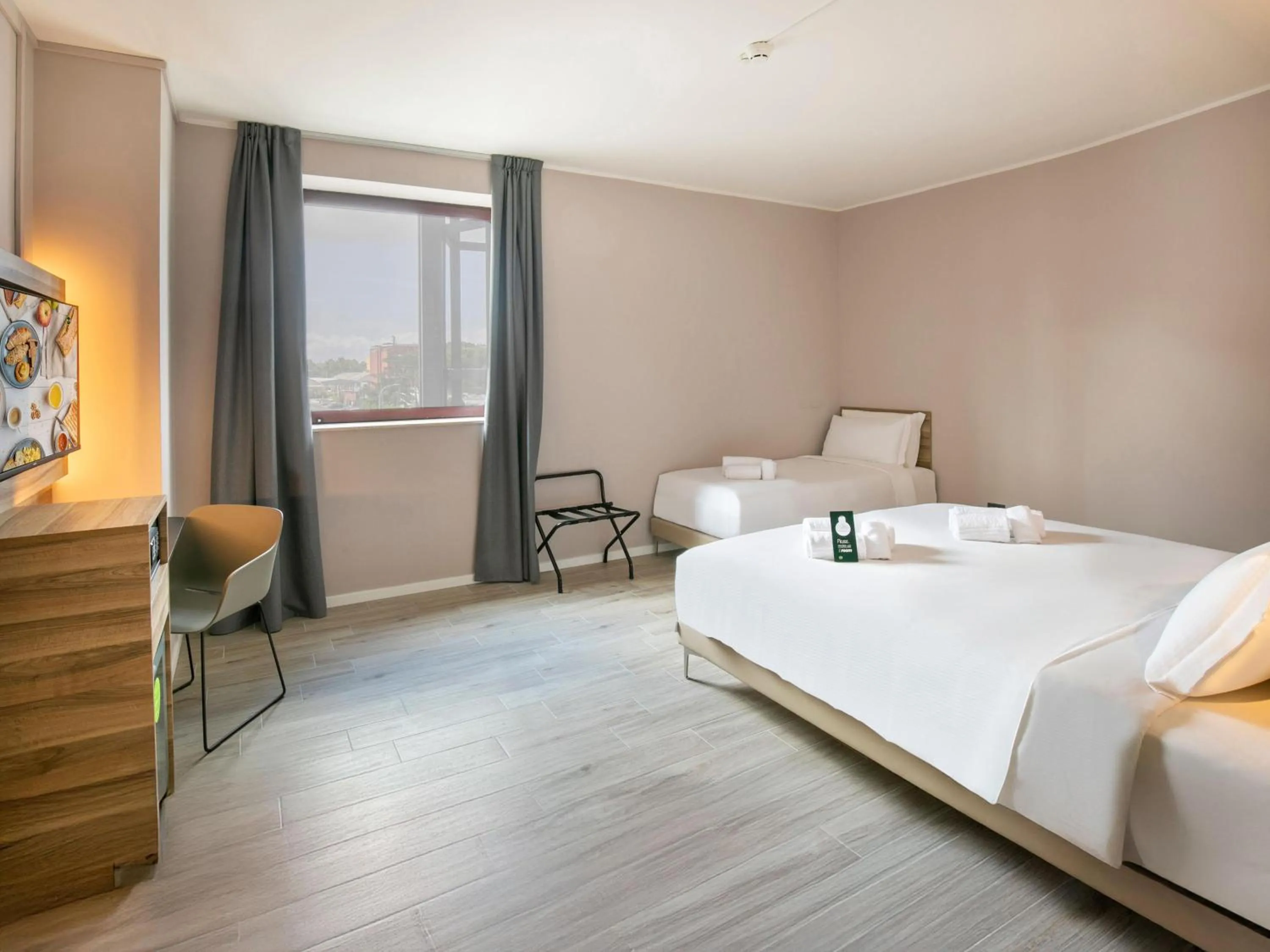 Photo of the whole room, Bed in B&B HOTEL Latina