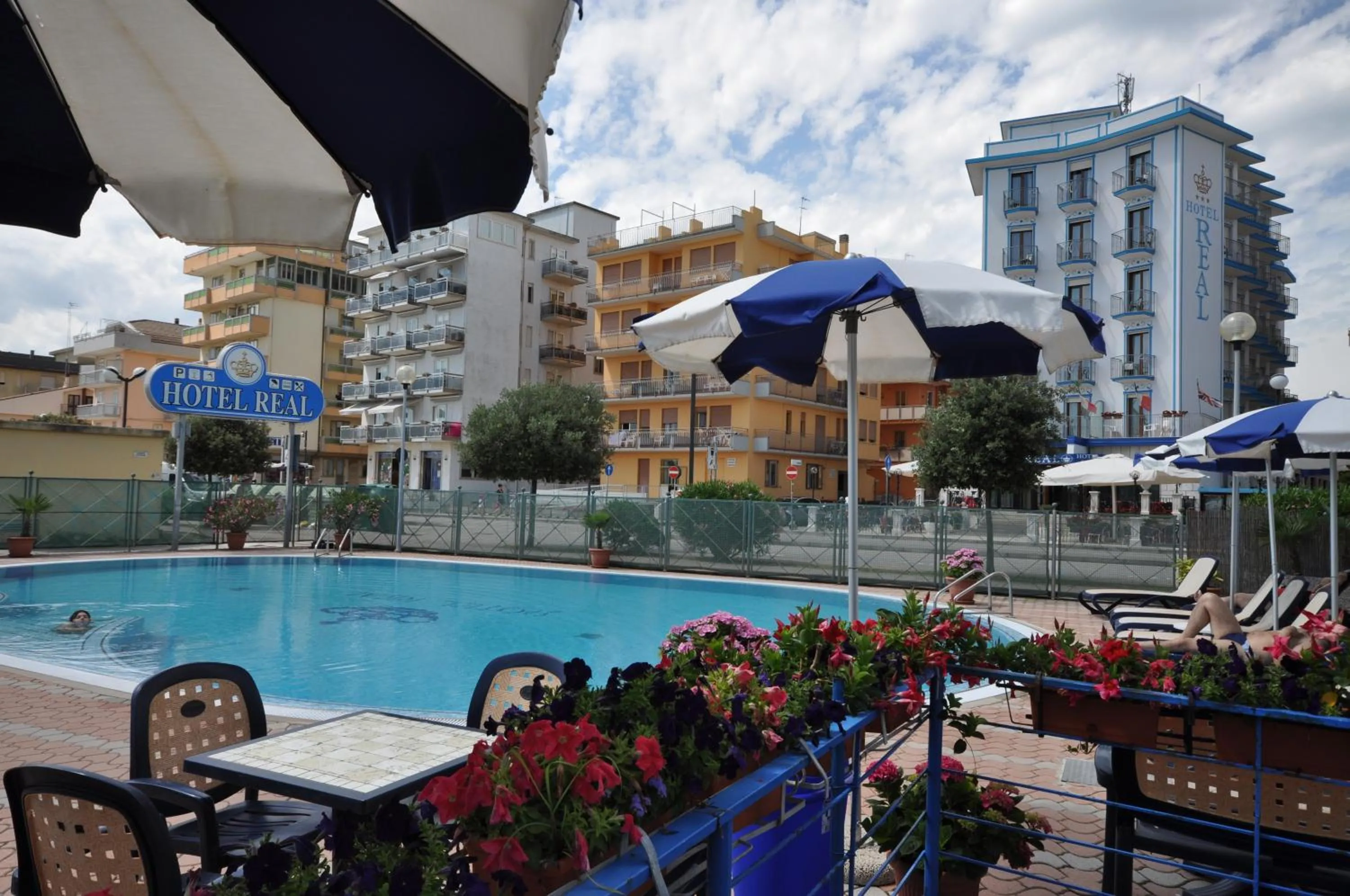 Hotel Real