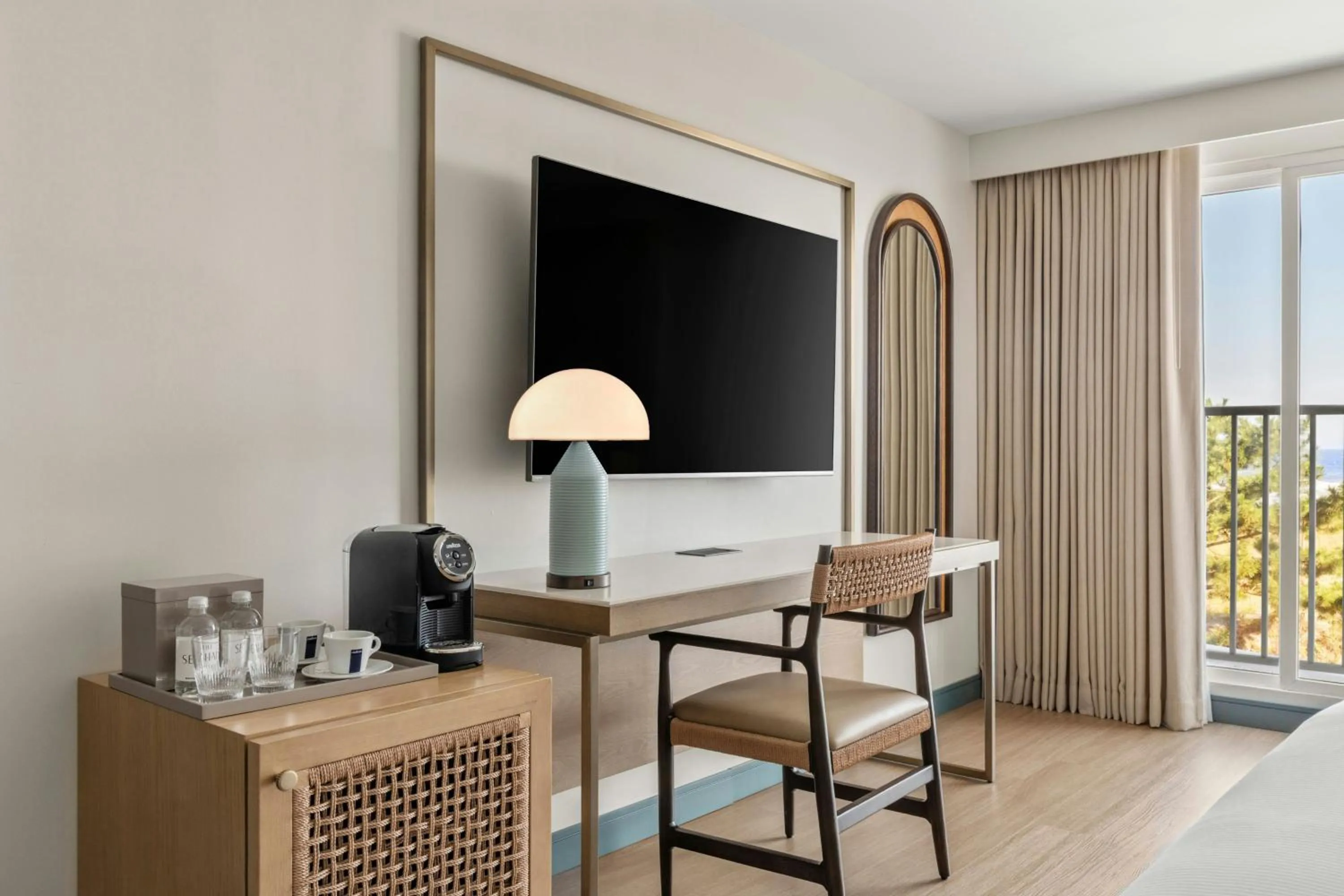 Photo of the whole room in The Seahaus Hotel, Atlantic City Boardwalk, a Tribute Portfolio Hotel