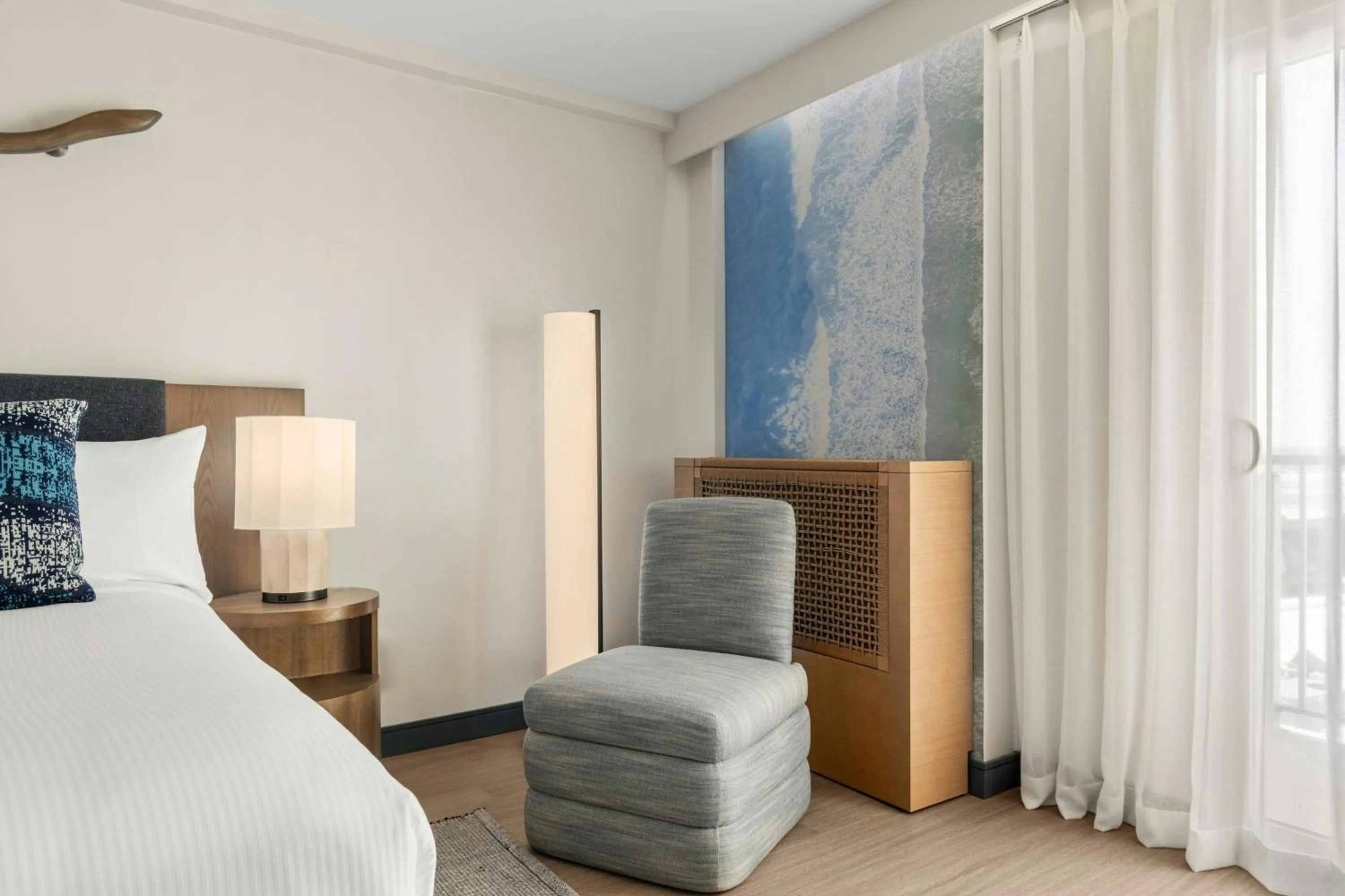 Photo of the whole room, Bed in The Seahaus Hotel, Atlantic City Boardwalk, a Tribute Portfolio Hotel